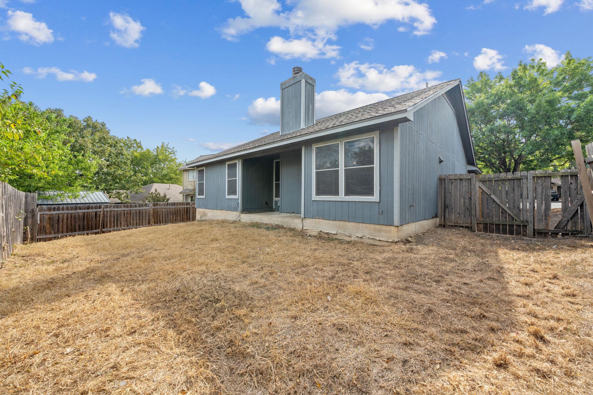 4904 Gnarled Oak Cv, Austin, TX 78744