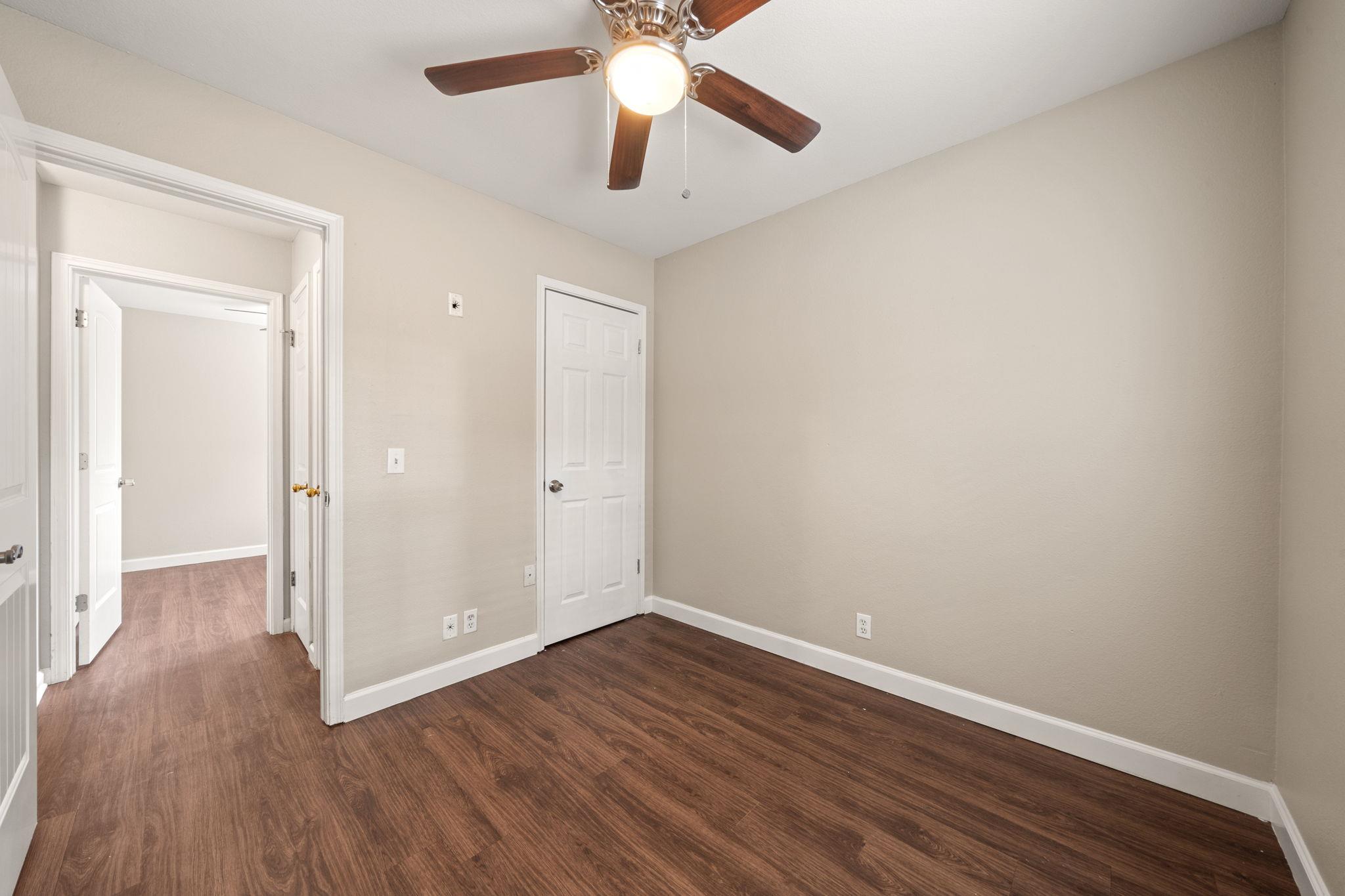 4904 Gnarled Oak Cv, Austin, TX 78744