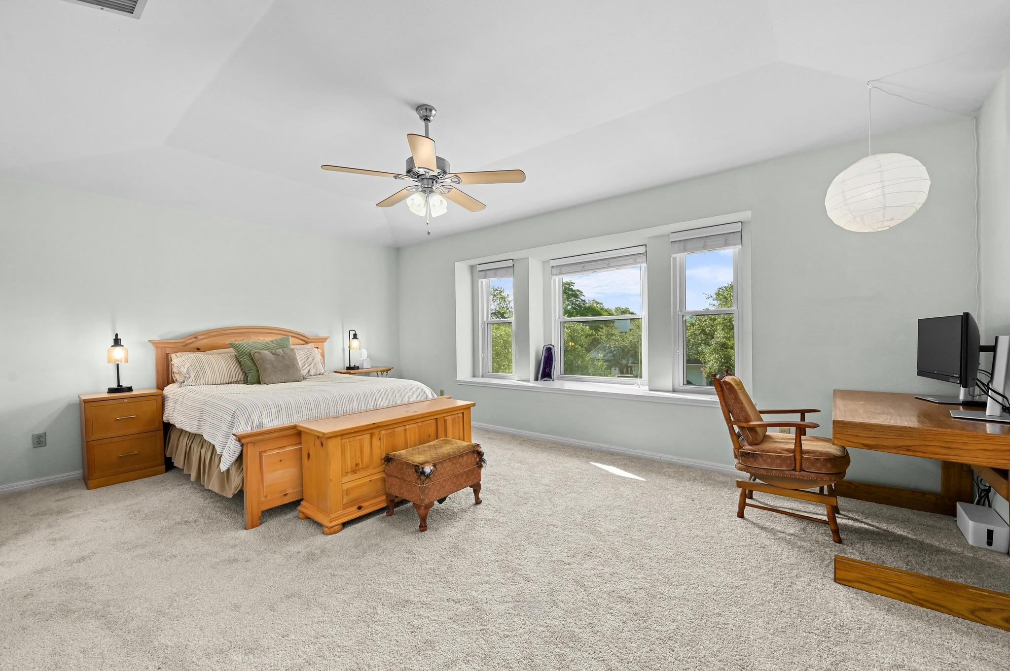 6712 Shiner St, Austin, TX 78729