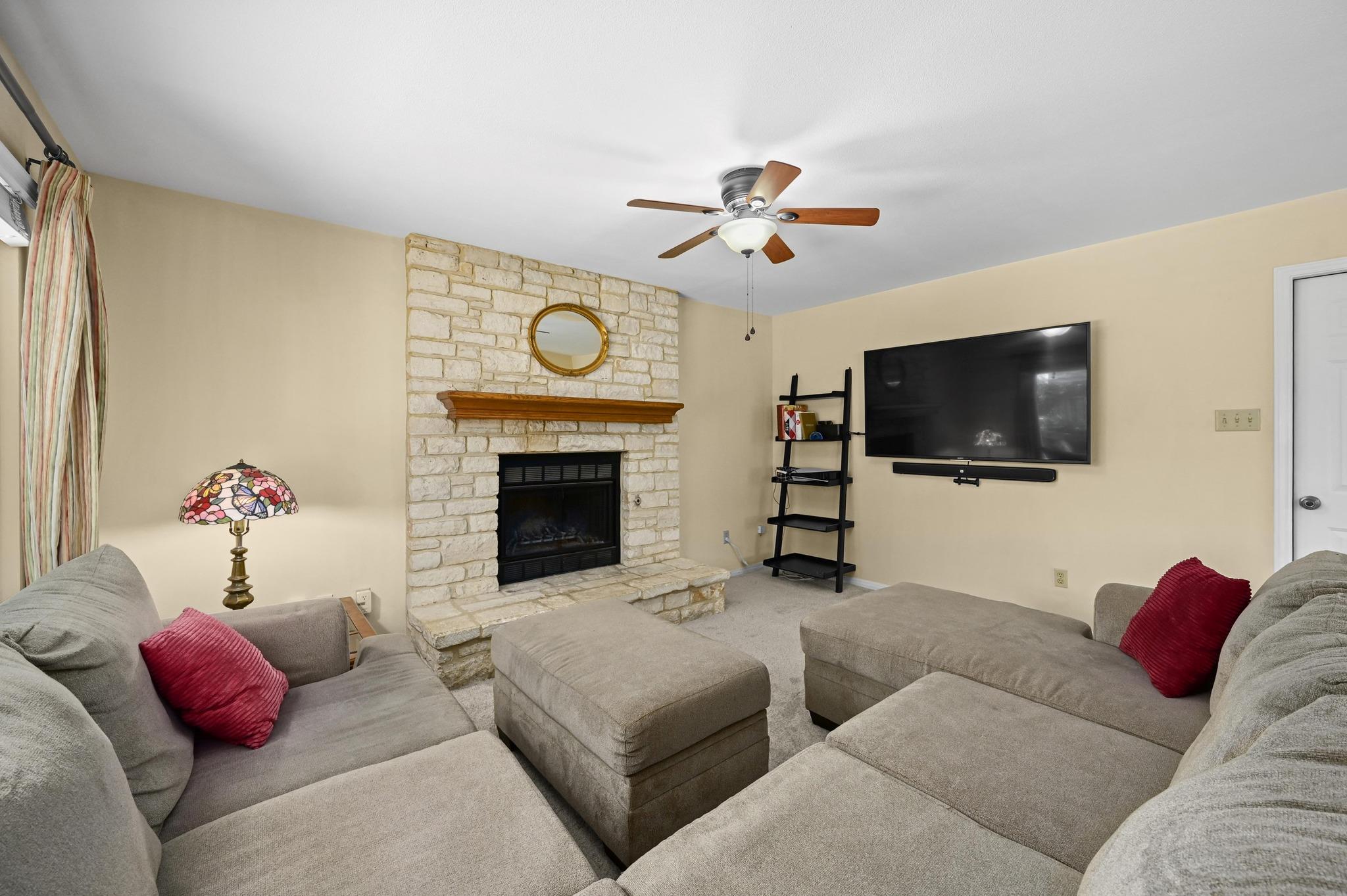 6712 Shiner St, Austin, TX 78729
