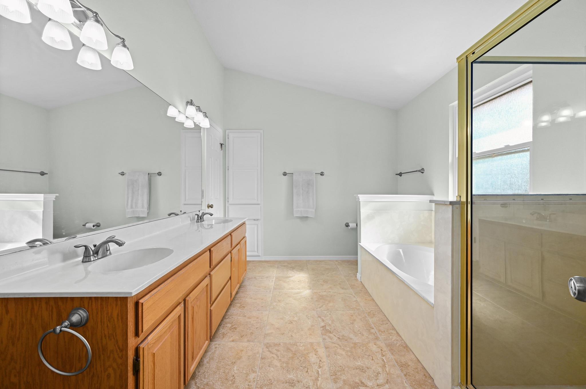 6712 Shiner St, Austin, TX 78729