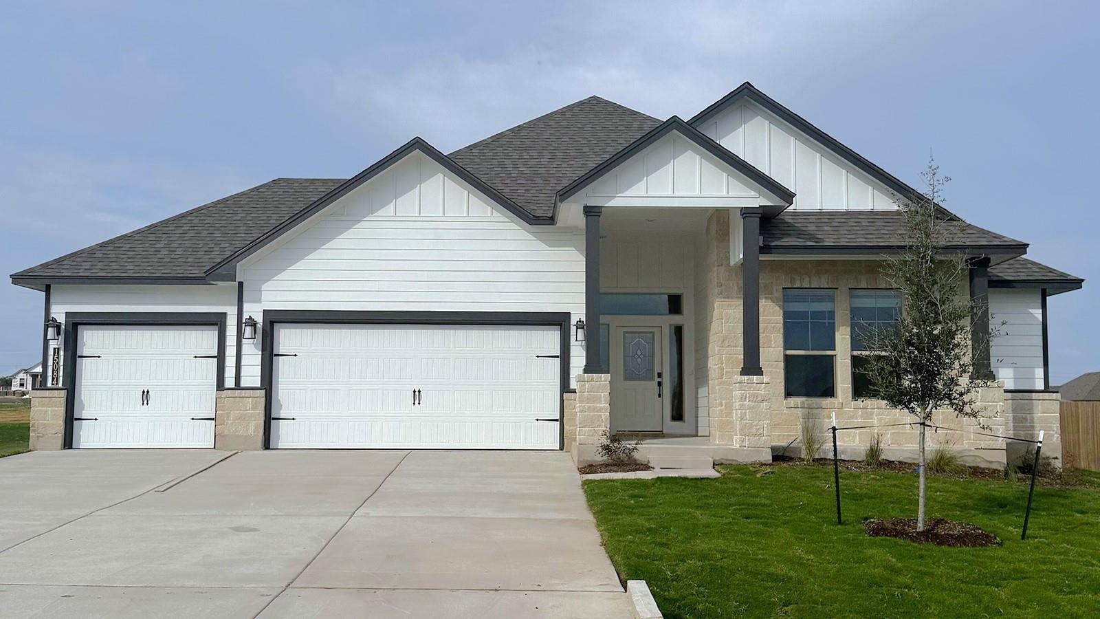 15084 Planeview Dr, Salado, TX 76571