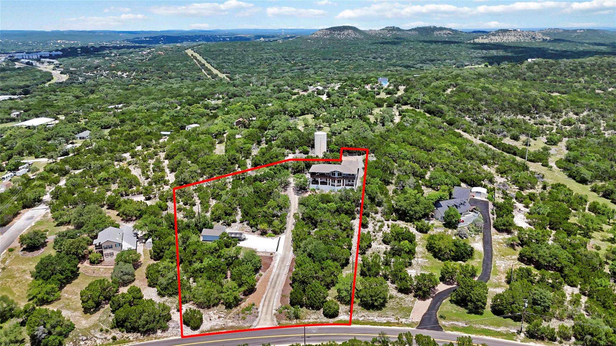 633 Flaman Rd, Canyon Lake, TX 78133