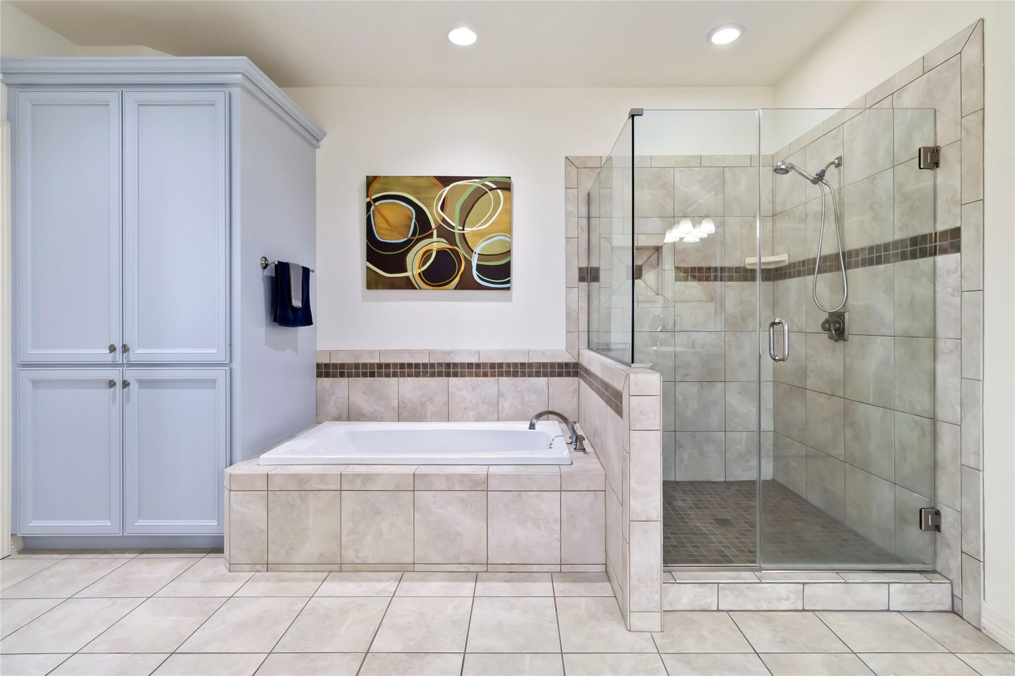 633 Flaman Rd, Canyon Lake, TX 78133