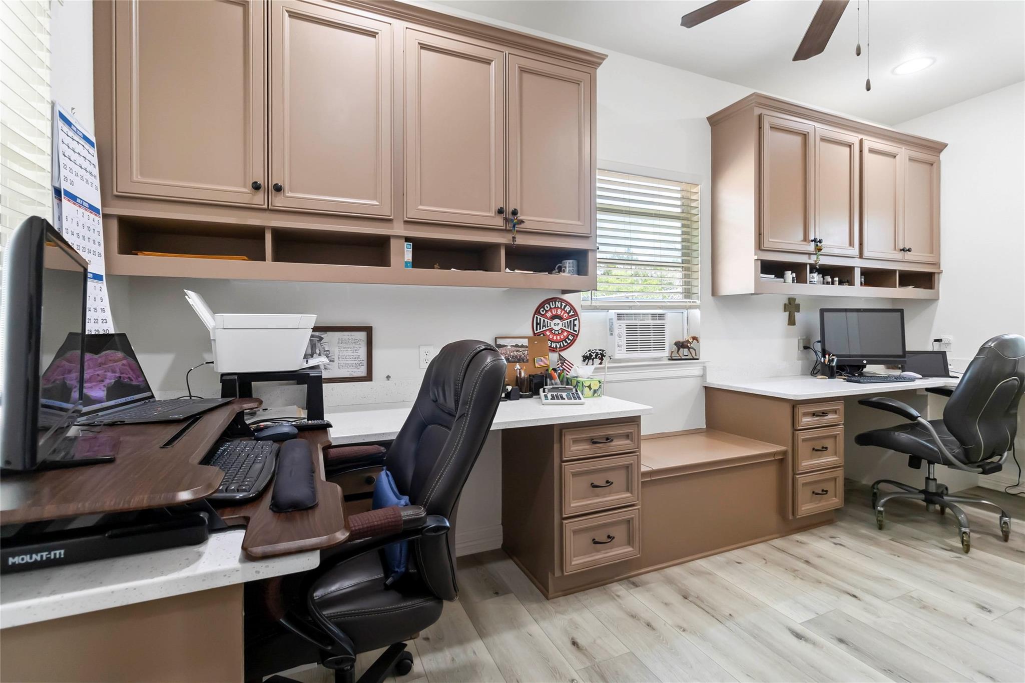 633 Flaman Rd, Canyon Lake, TX 78133