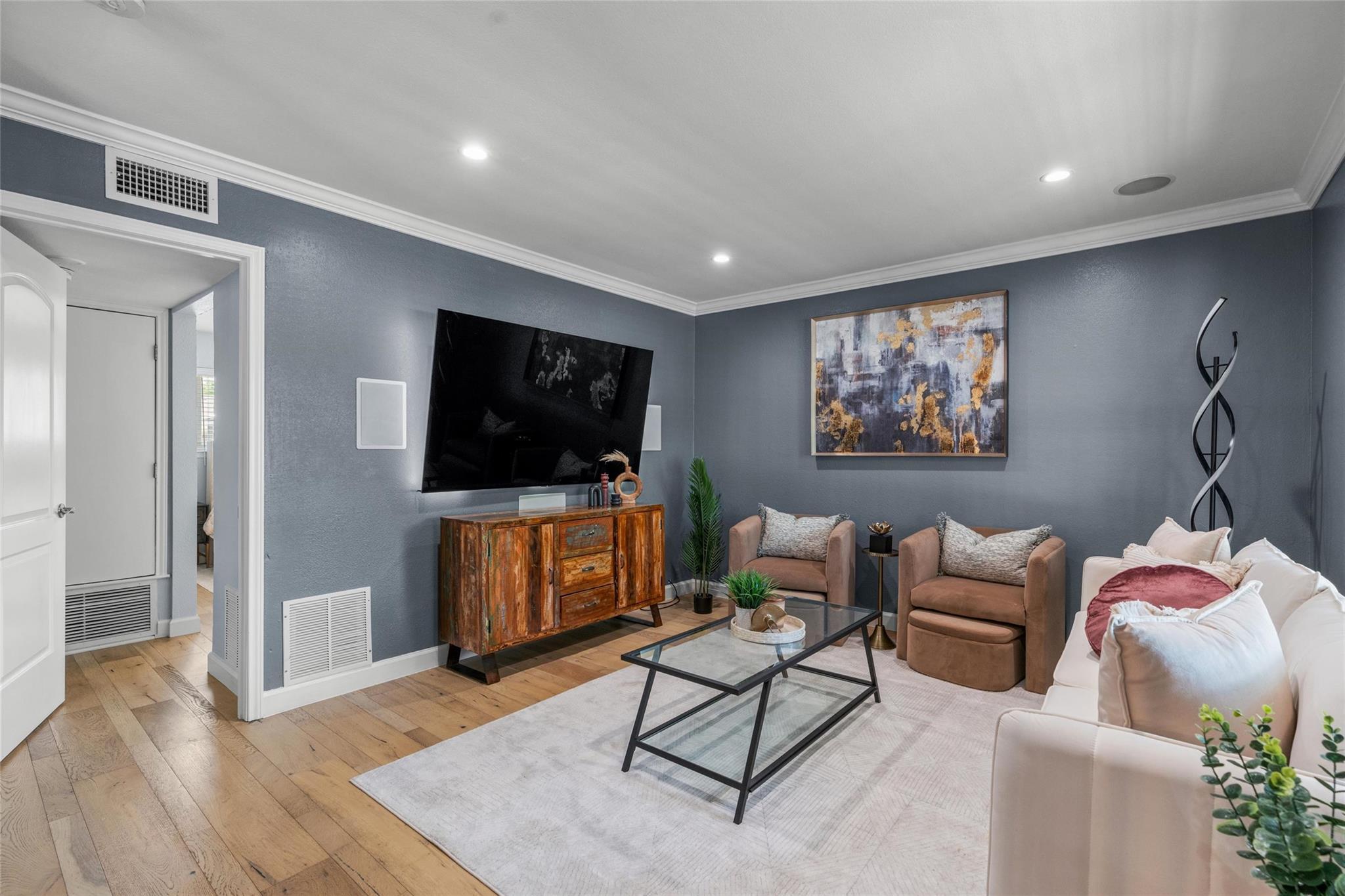 1911 Ohlen Rd, Austin, TX 78757