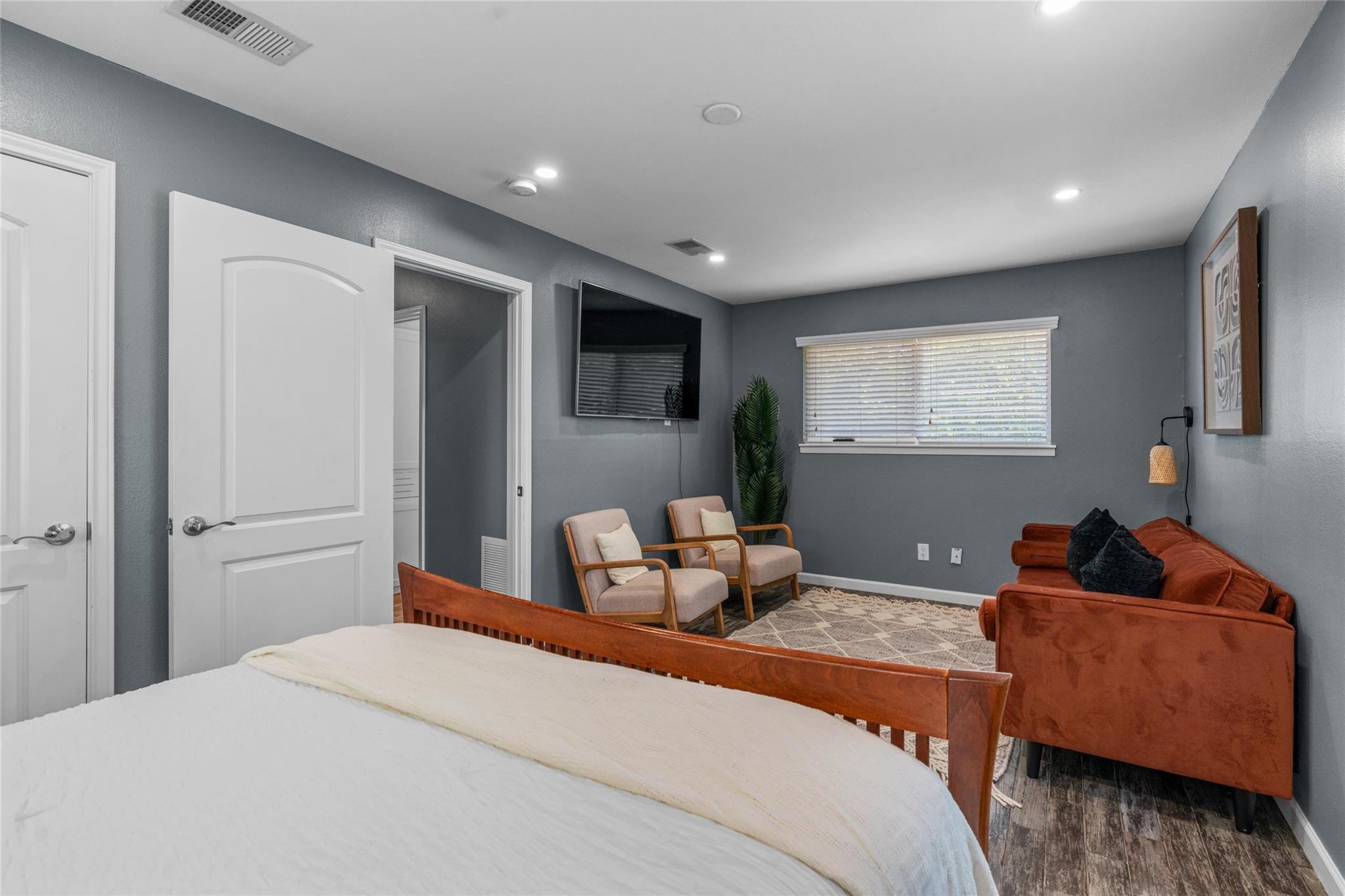 1911 Ohlen Rd, Austin, TX 78757