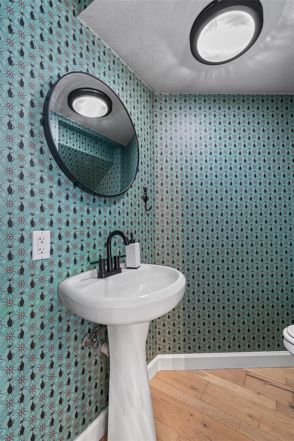 1911 Ohlen Rd, Austin, TX 78757