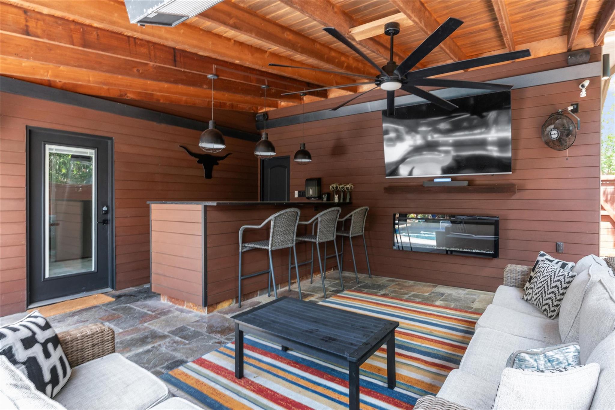 1911 Ohlen Rd, Austin, TX 78757