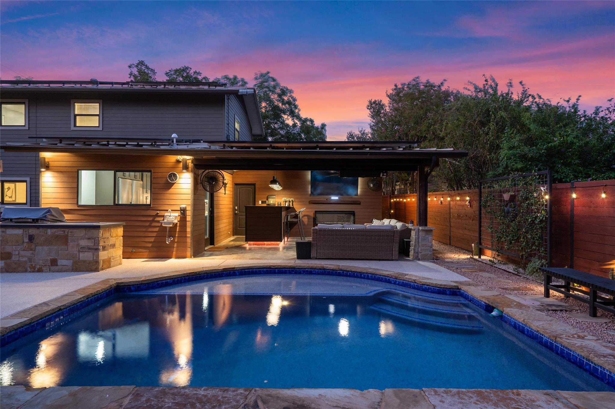 1911 Ohlen Rd, Austin, TX 78757