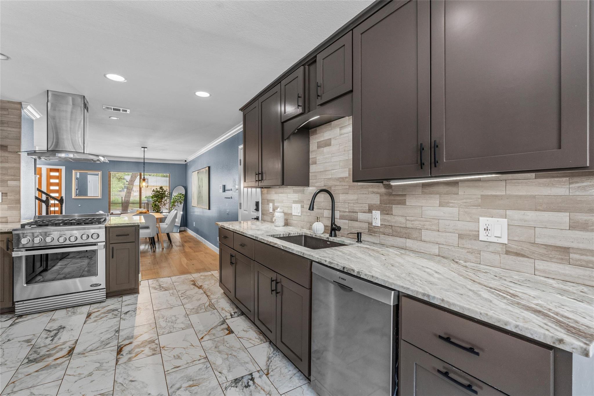 1911 Ohlen Rd, Austin, TX 78757