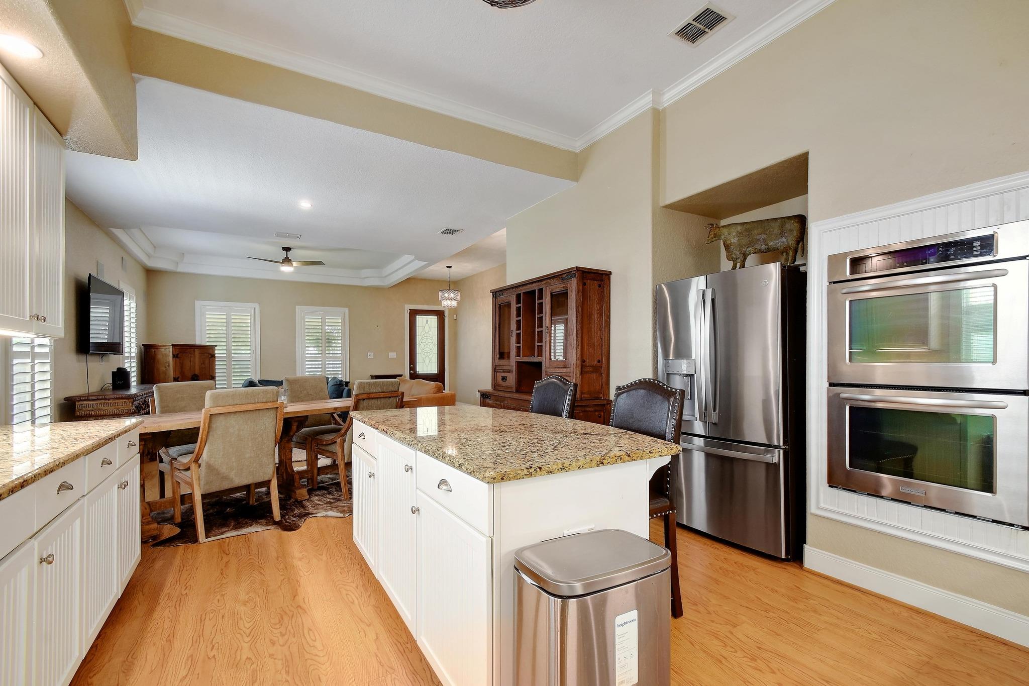 260 N Santa Clara Ave, New Braunfels, TX 78130