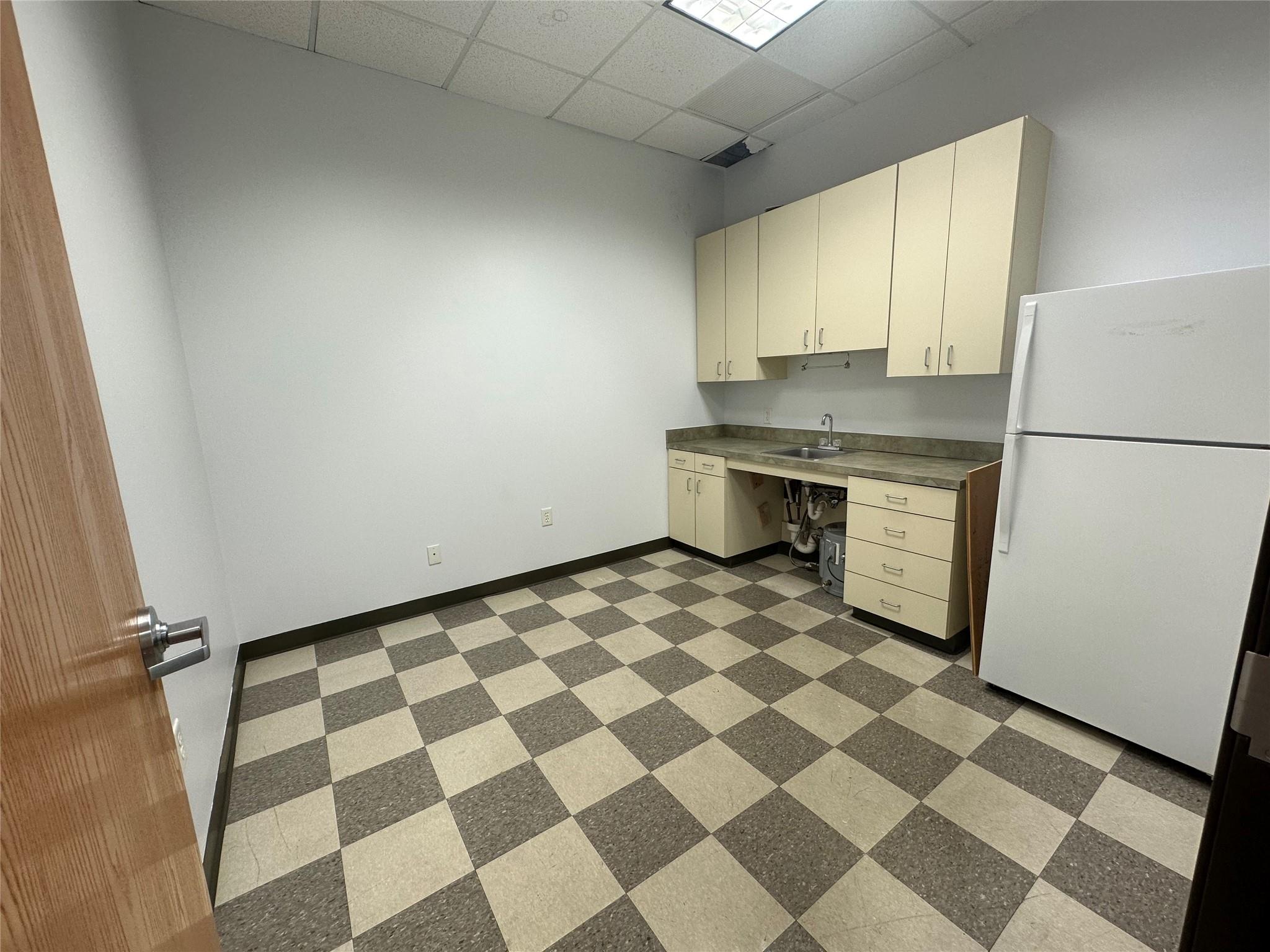 9951 Anderson Mill Rd # 201, Austin, TX 78750