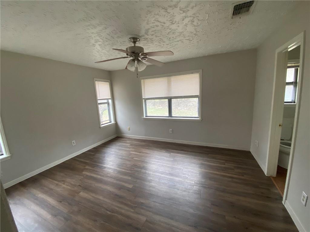 906 N Lbj Dr # 4, San Marcos, TX 78666