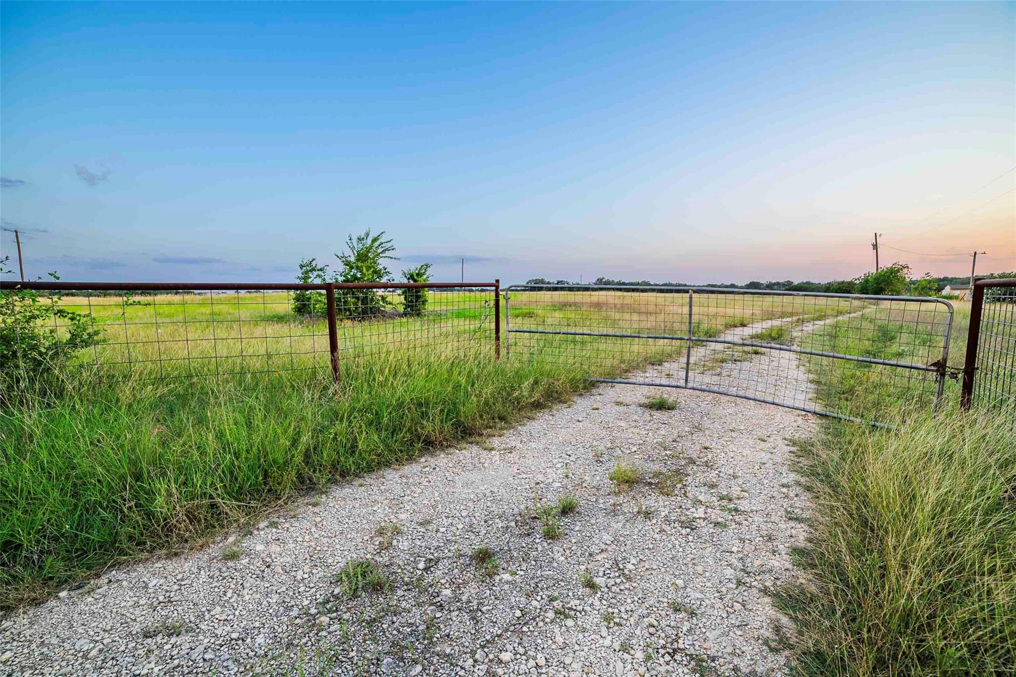 12175 N US Hwy 183, Florence, TX 76527