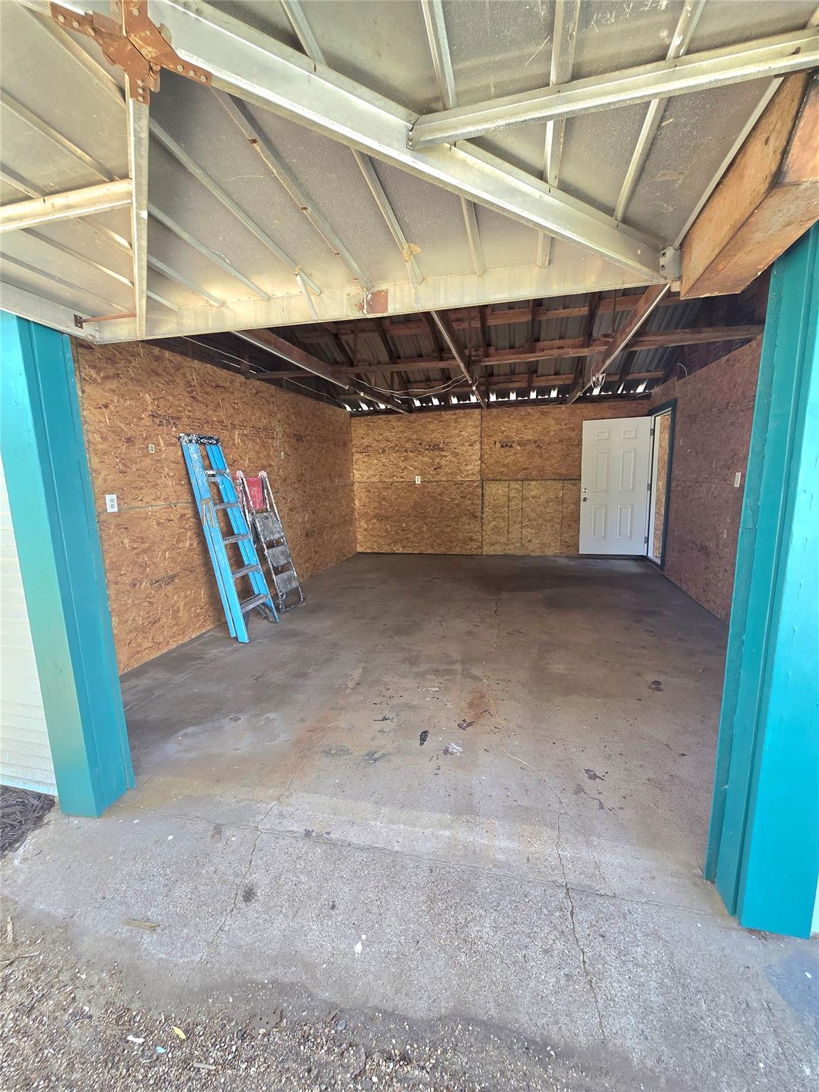 429 N Main St, Rockdale, TX 76567