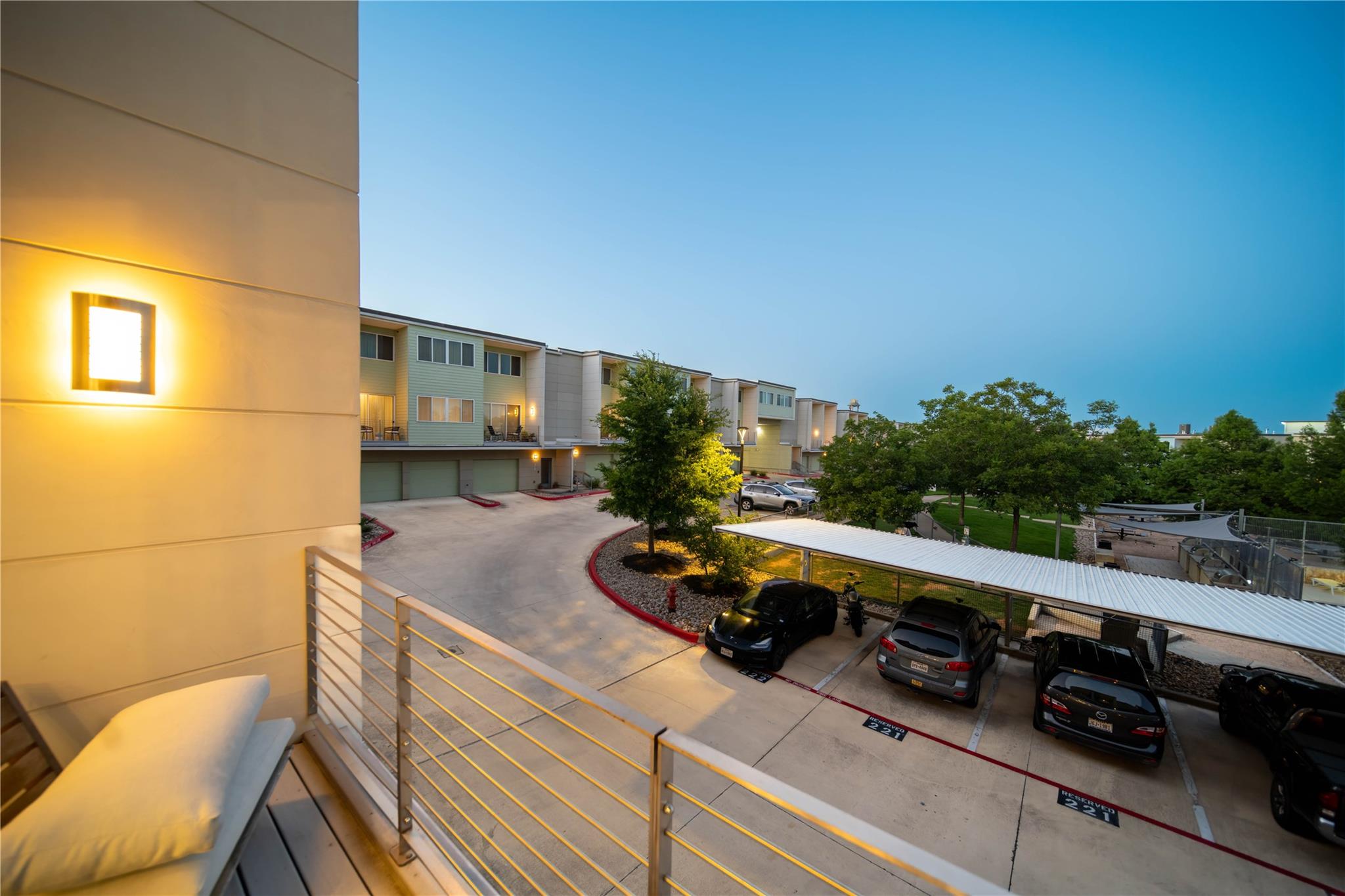 604 N Bluff Dr # 247, Austin, TX 78745