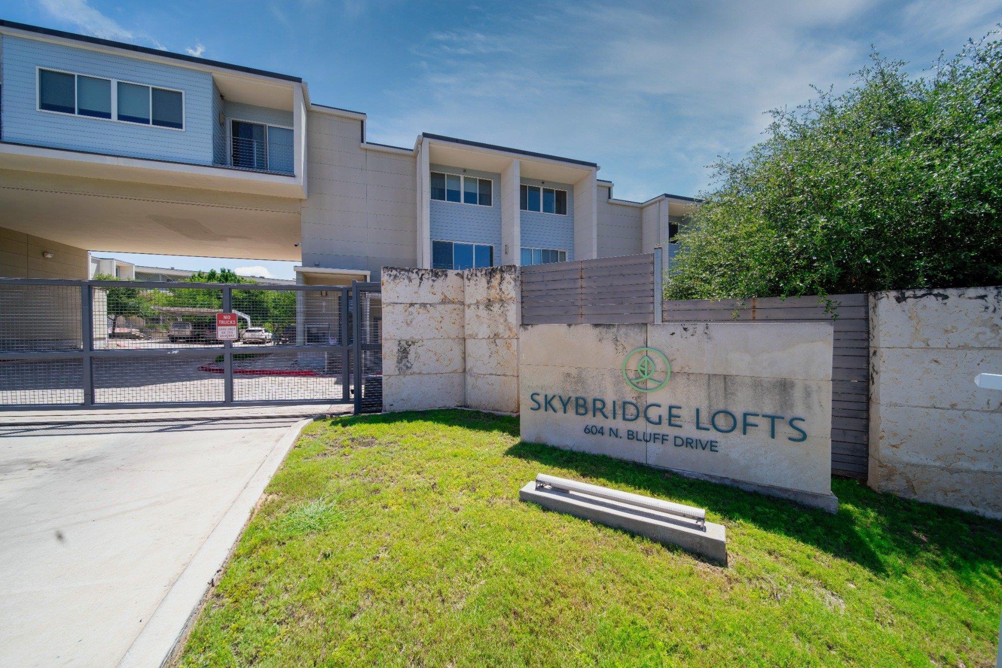 604 N Bluff Dr # 247, Austin, TX 78745