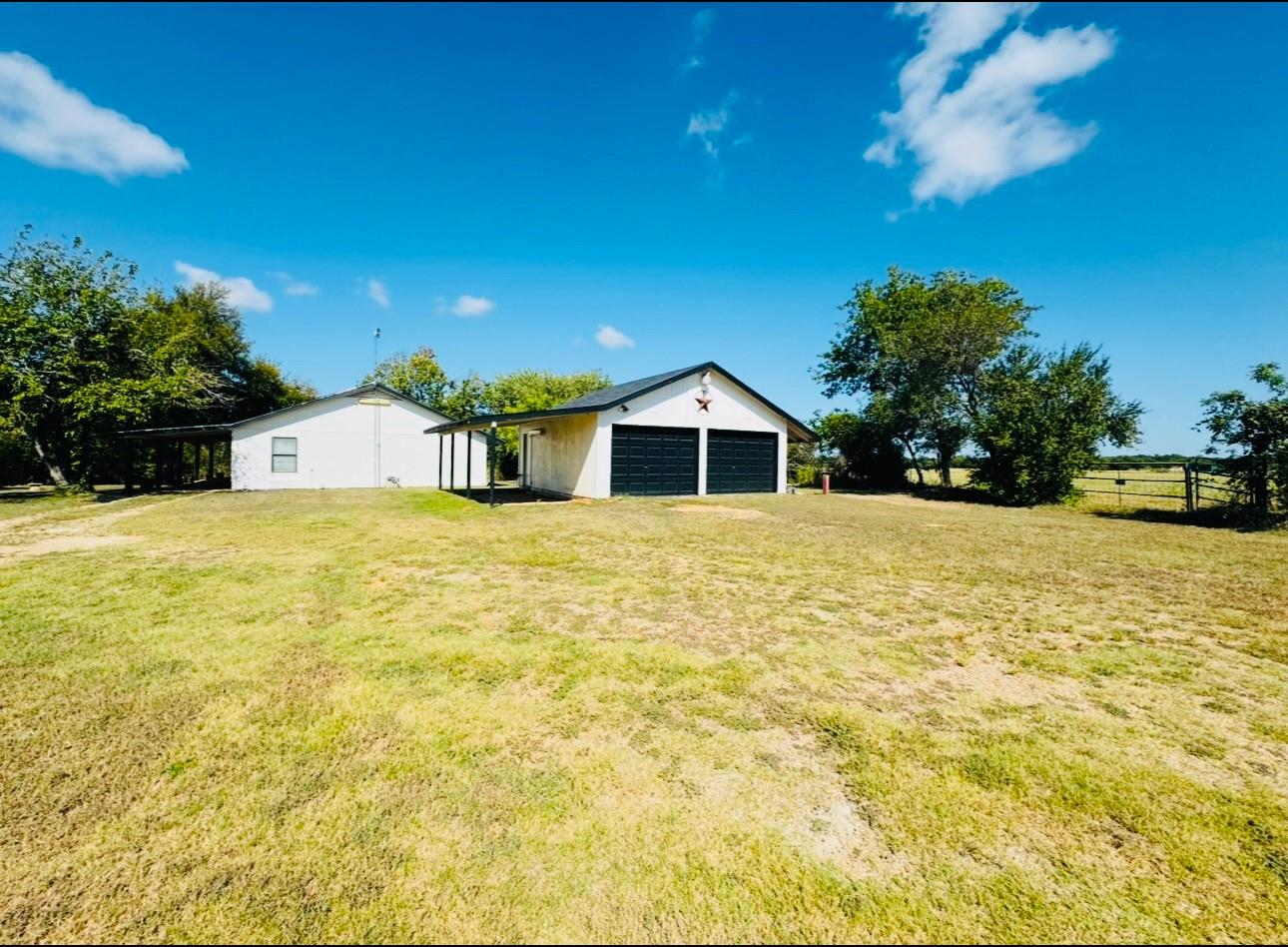 702 Pleasant Grove Rd, Elgin, TX 78621
