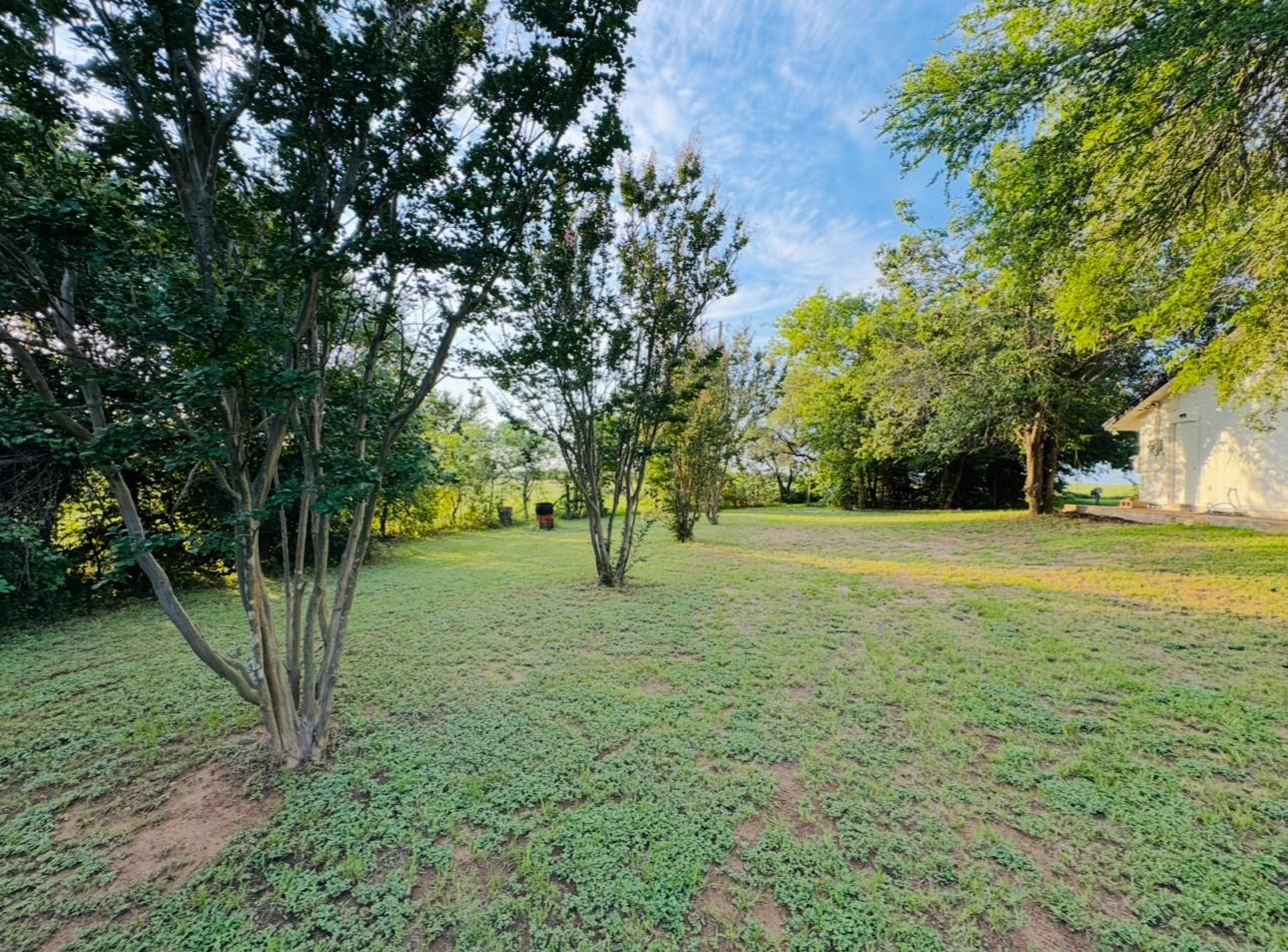 702 Pleasant Grove Rd, Elgin, TX 78621