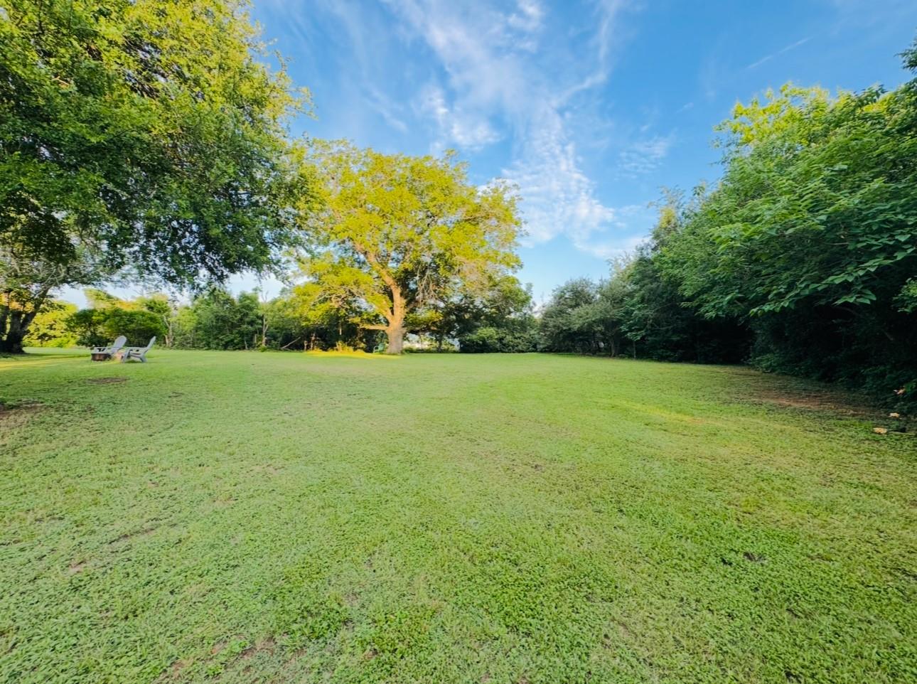 702 Pleasant Grove Rd, Elgin, TX 78621