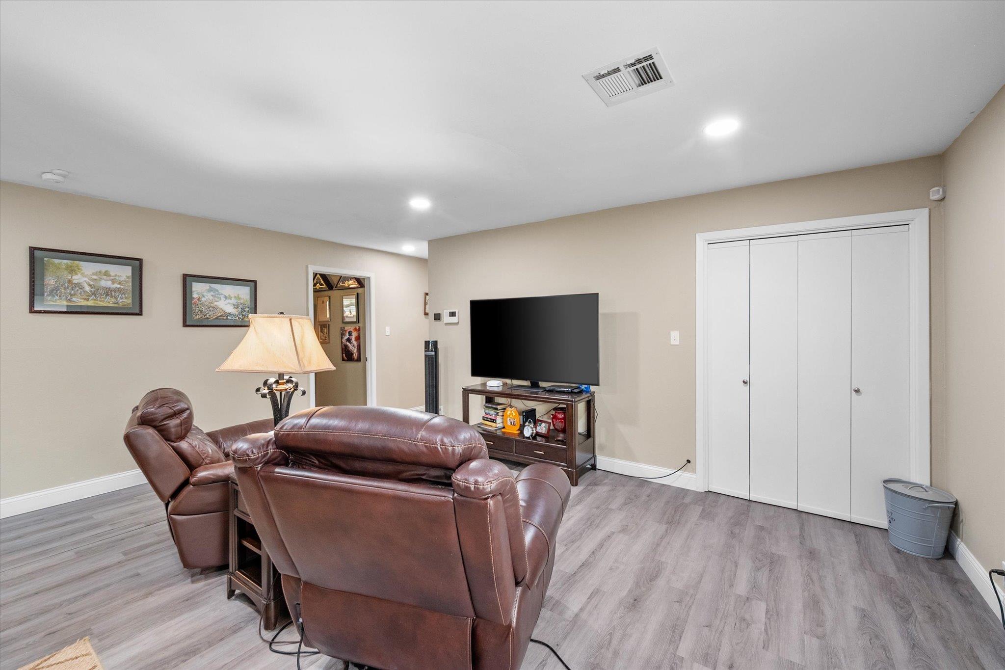 1410 Hummingbird Dr, Hillsboro, TX 76645