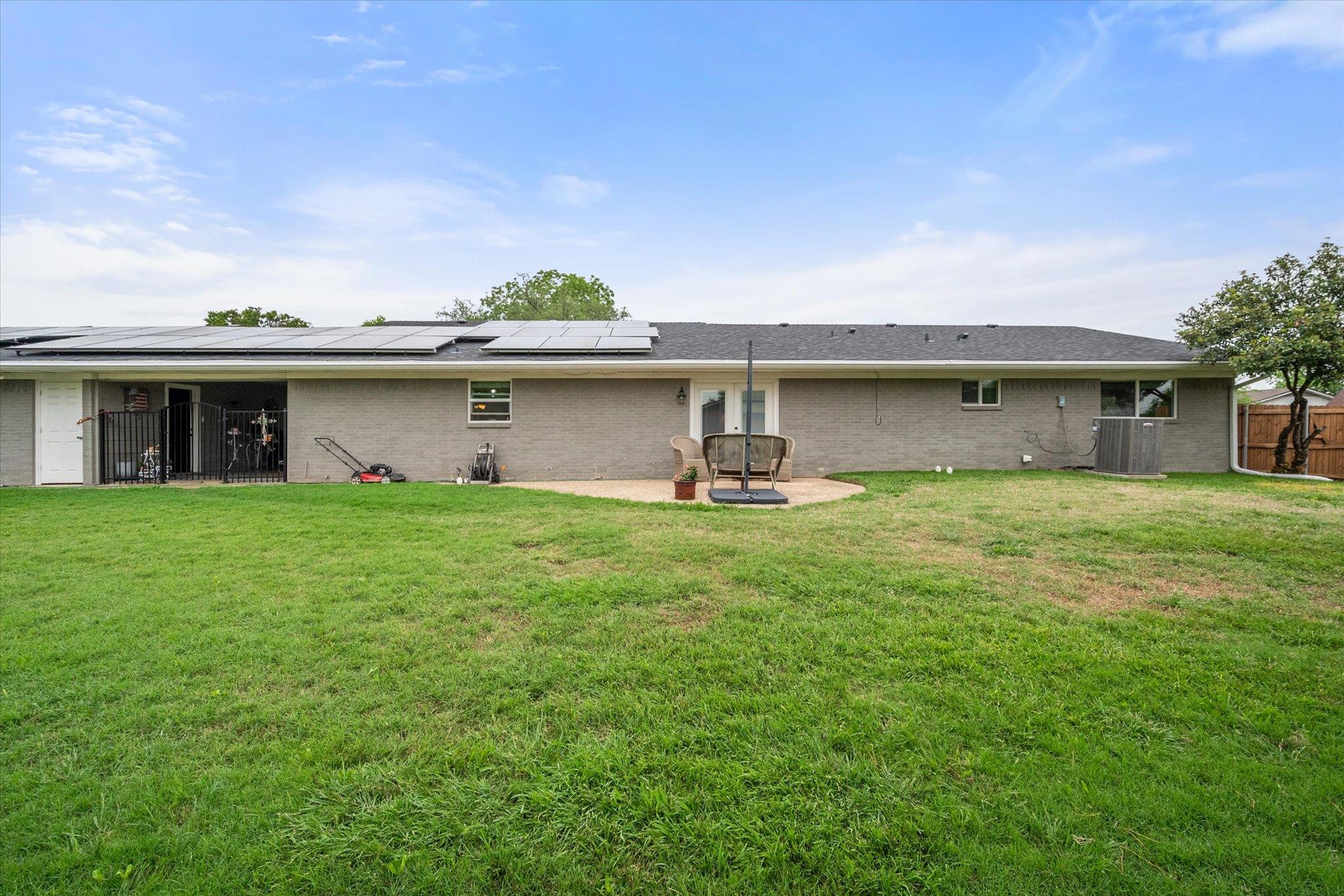1410 Hummingbird Dr, Hillsboro, TX 76645