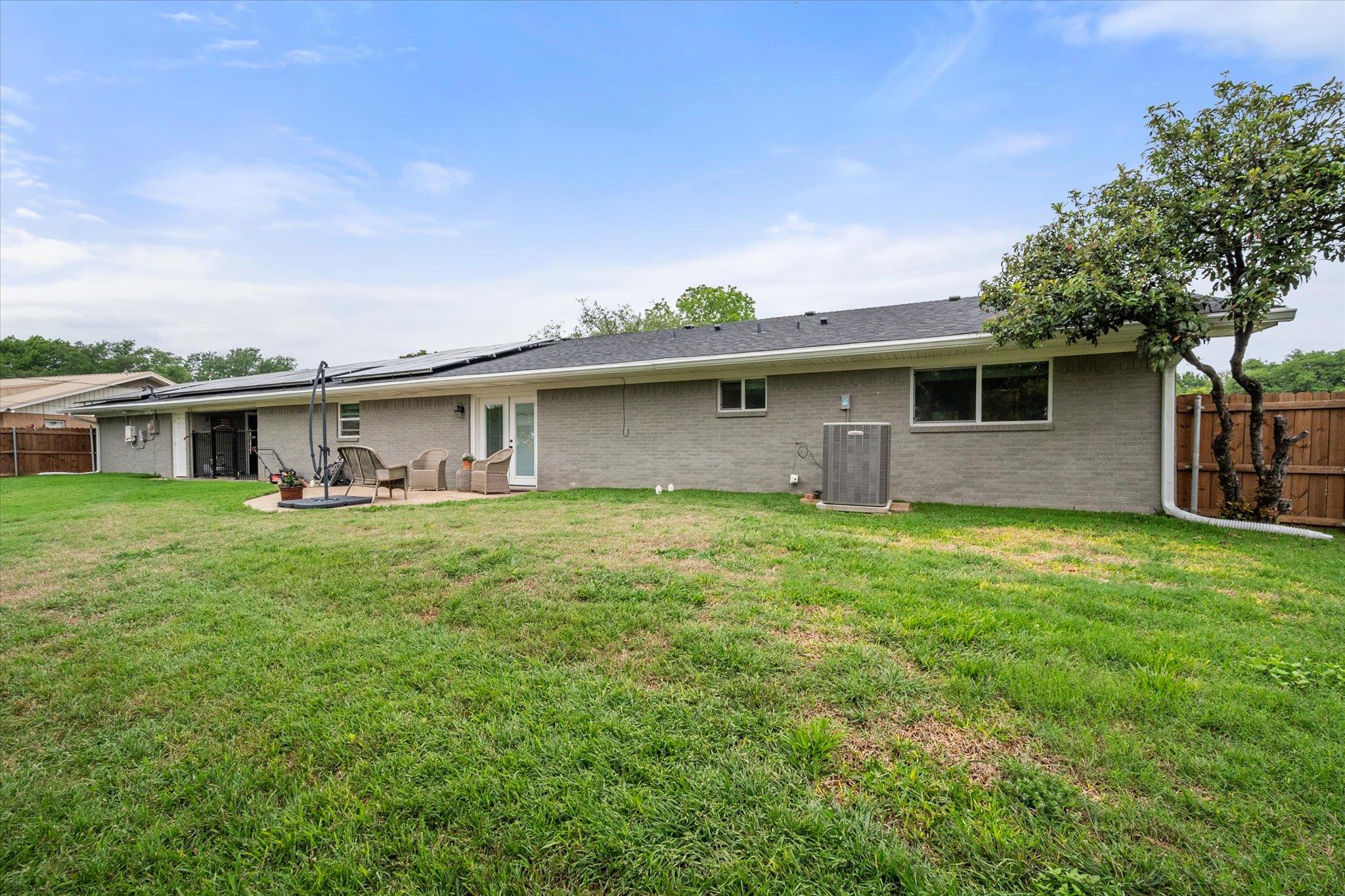 1410 Hummingbird Dr, Hillsboro, TX 76645