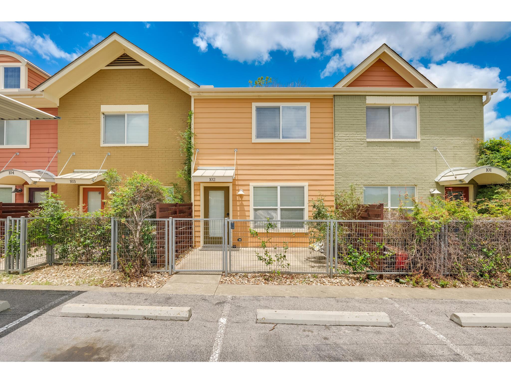 1101 Grove Blvd # 102, Austin, TX 78741