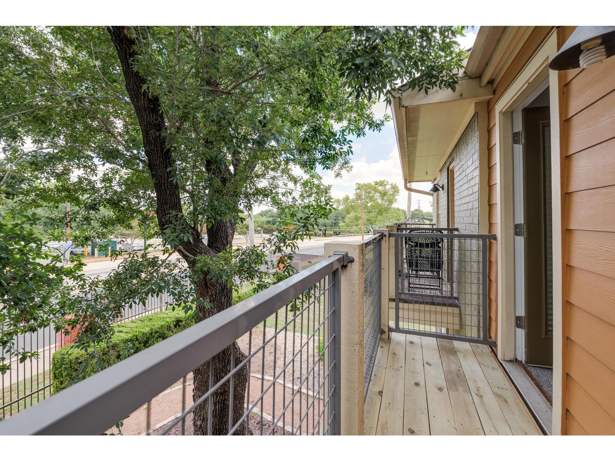 1101 Grove Blvd # 102, Austin, TX 78741