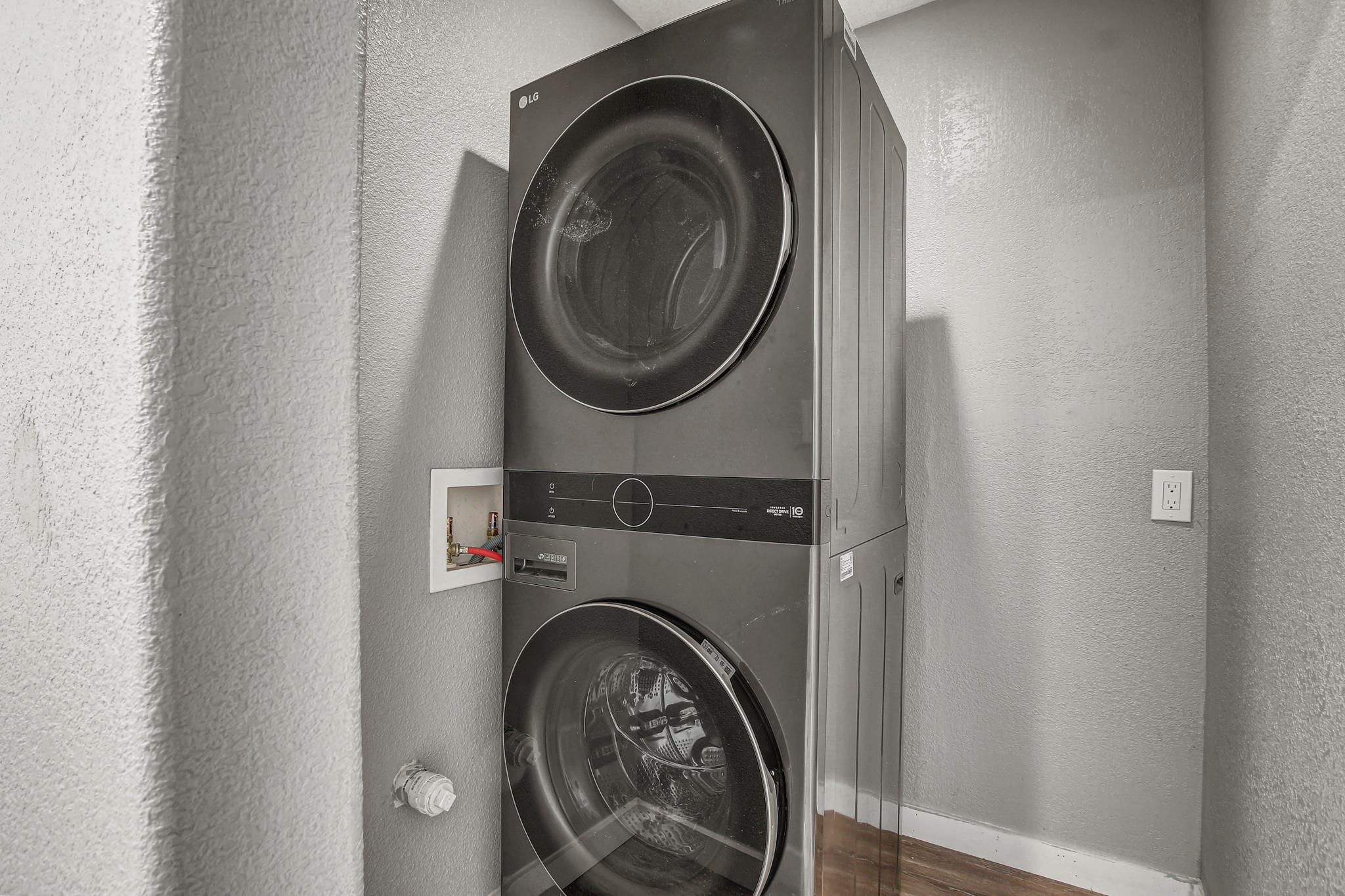 908 Hollybluff St, Austin, TX 78753