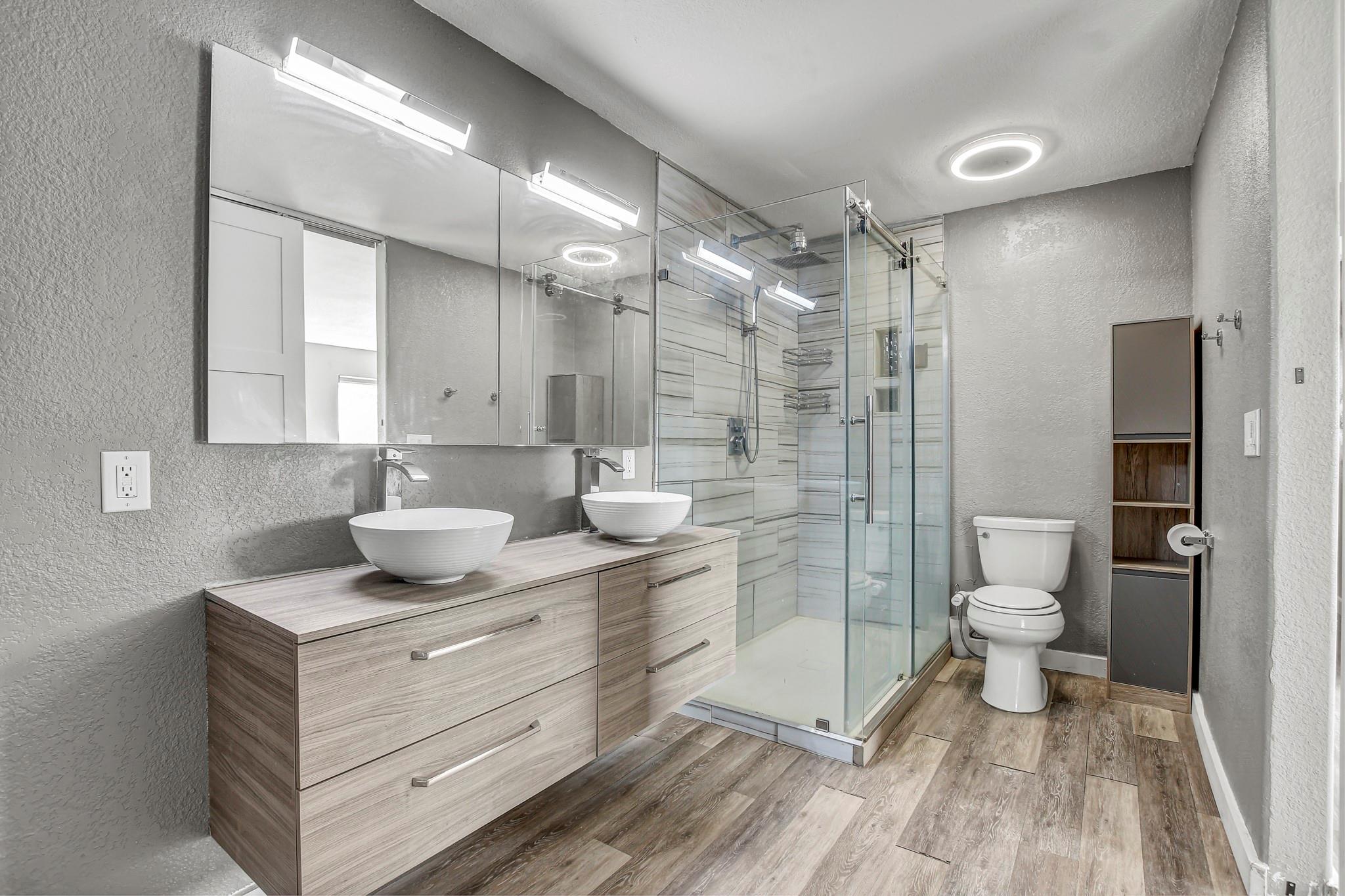 908 Hollybluff St, Austin, TX 78753