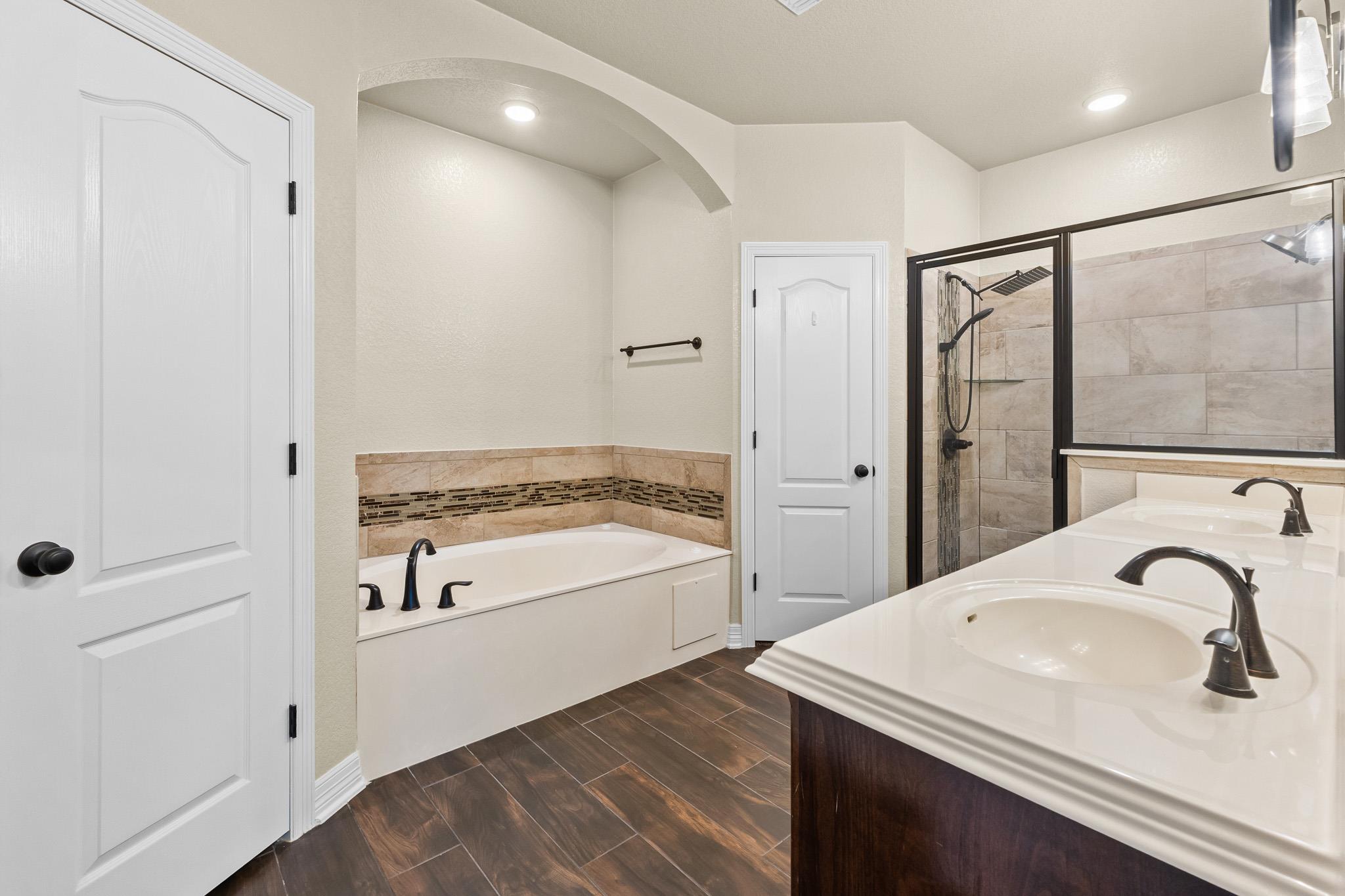 8213 Wellcrest Dr, Killeen, TX 76542