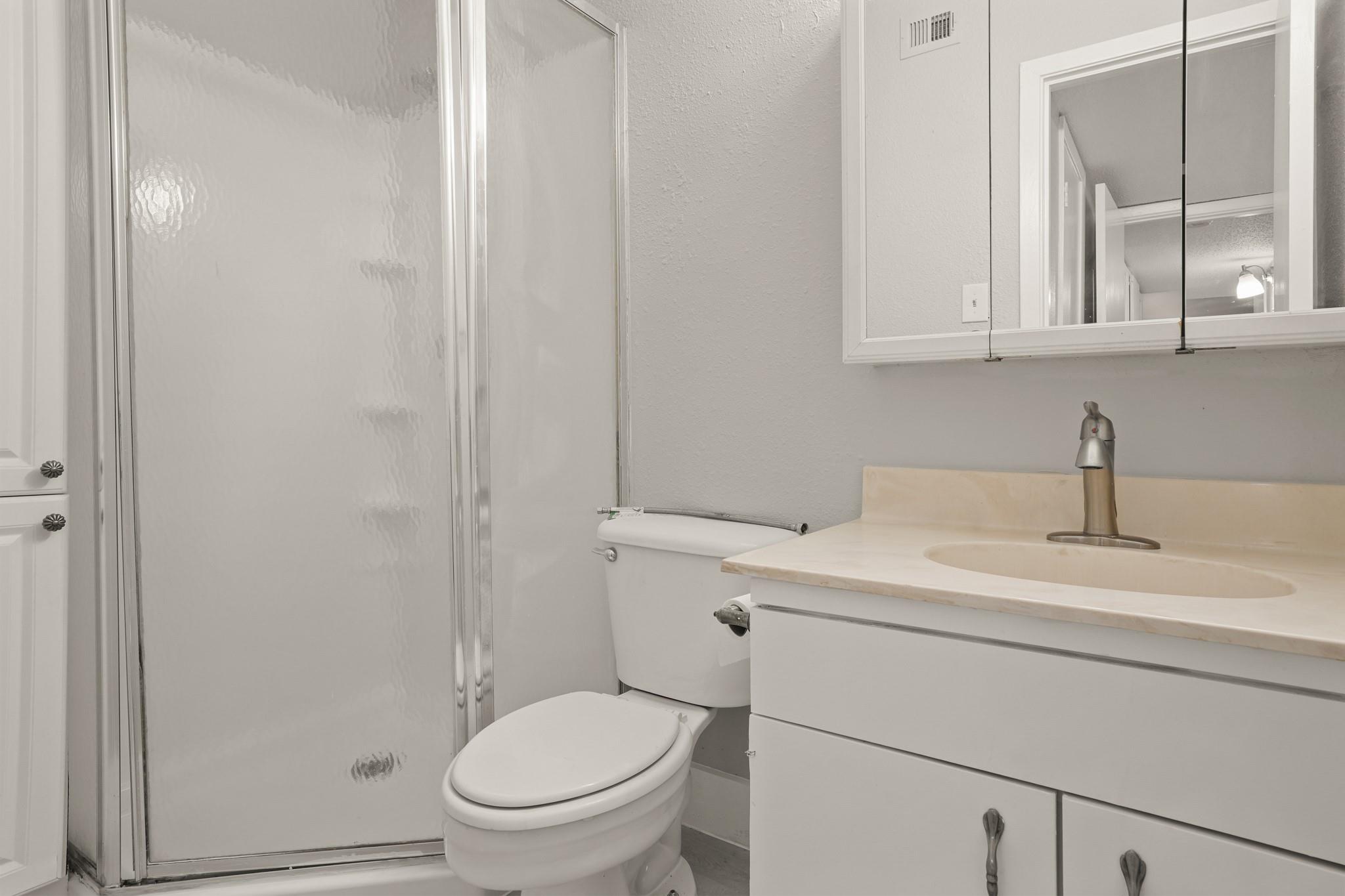 2600 Penny Ln # 115, Austin, TX 78757