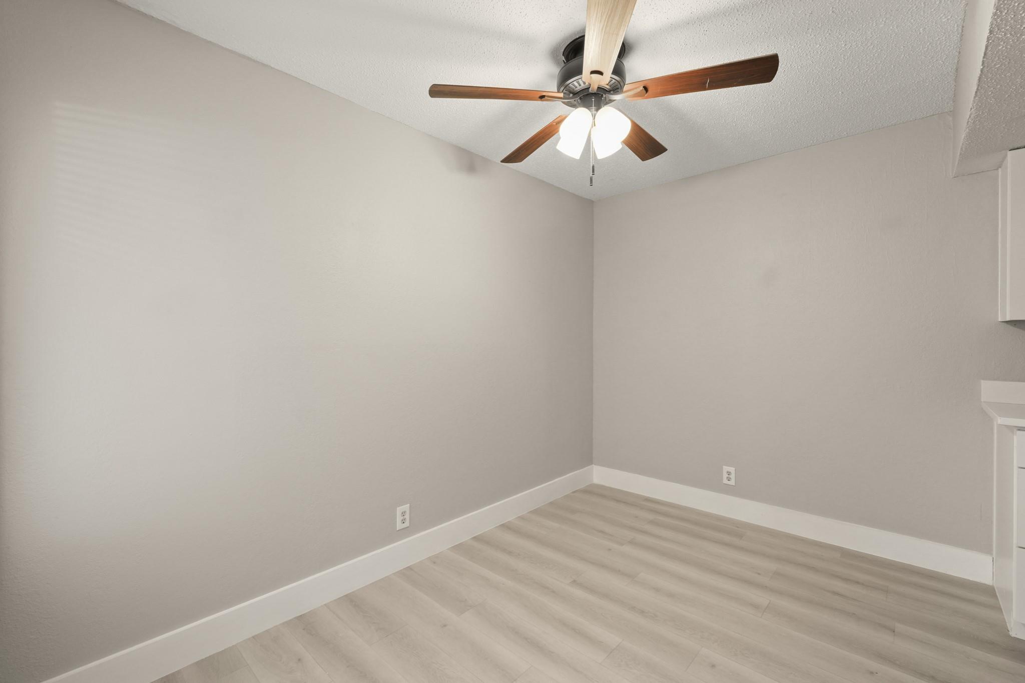 2600 Penny Ln # 115, Austin, TX 78757