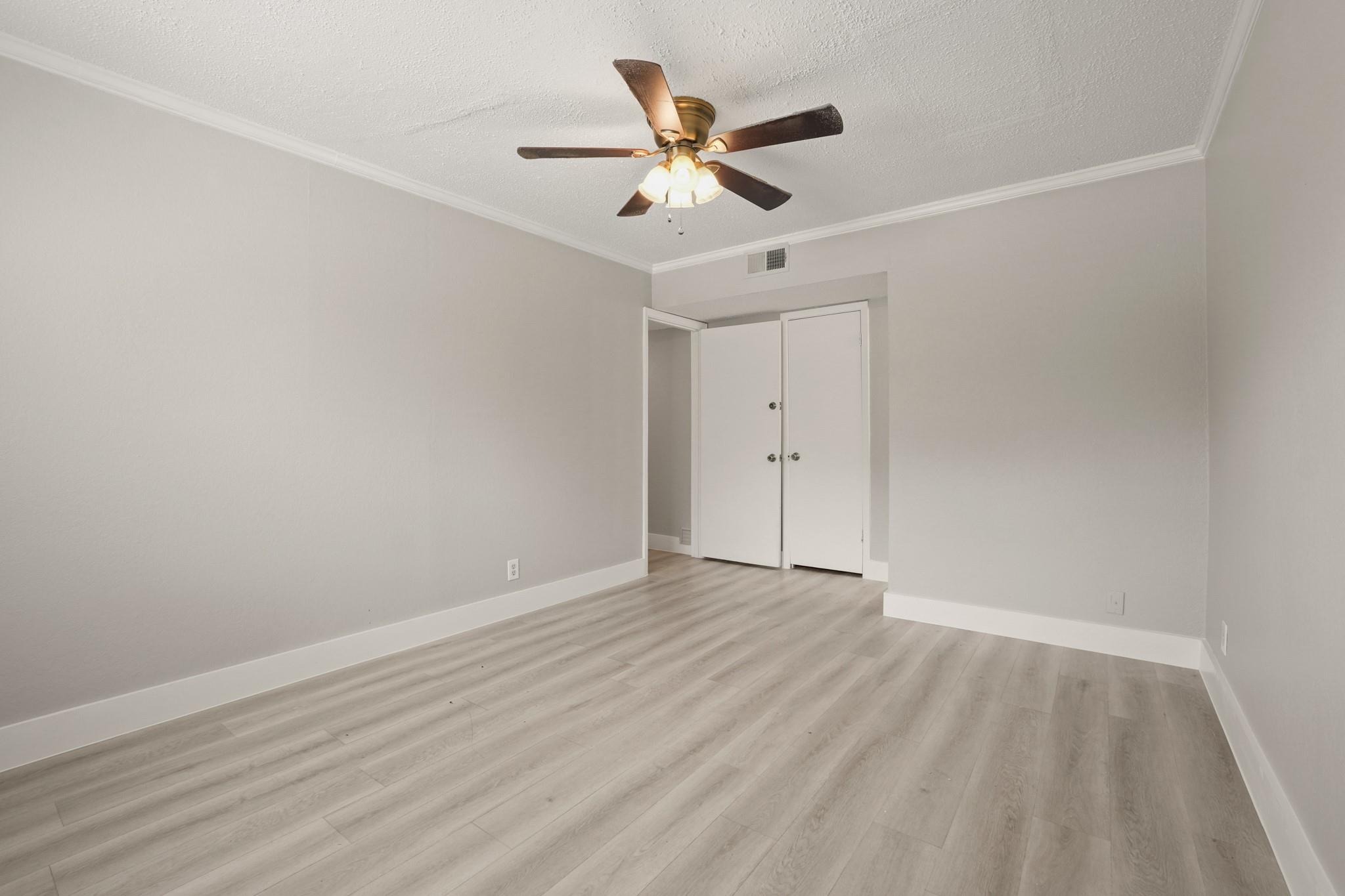 2600 Penny Ln # 115, Austin, TX 78757