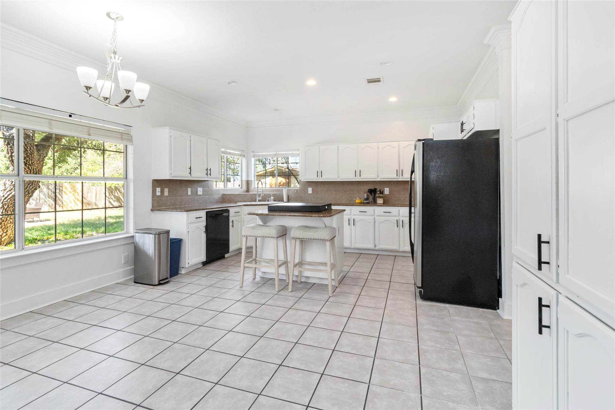 6100 Open Range Trl, Austin, TX 78749