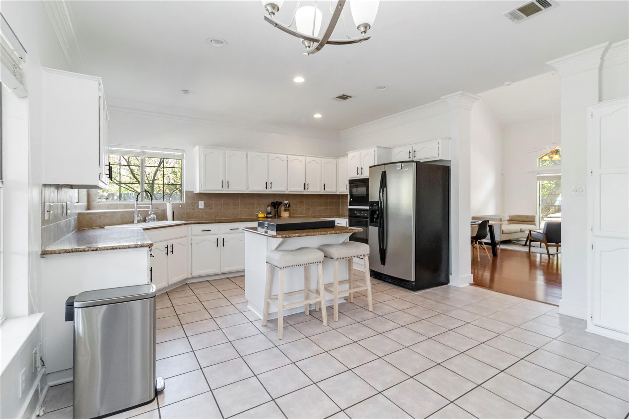 6100 Open Range Trl, Austin, TX 78749