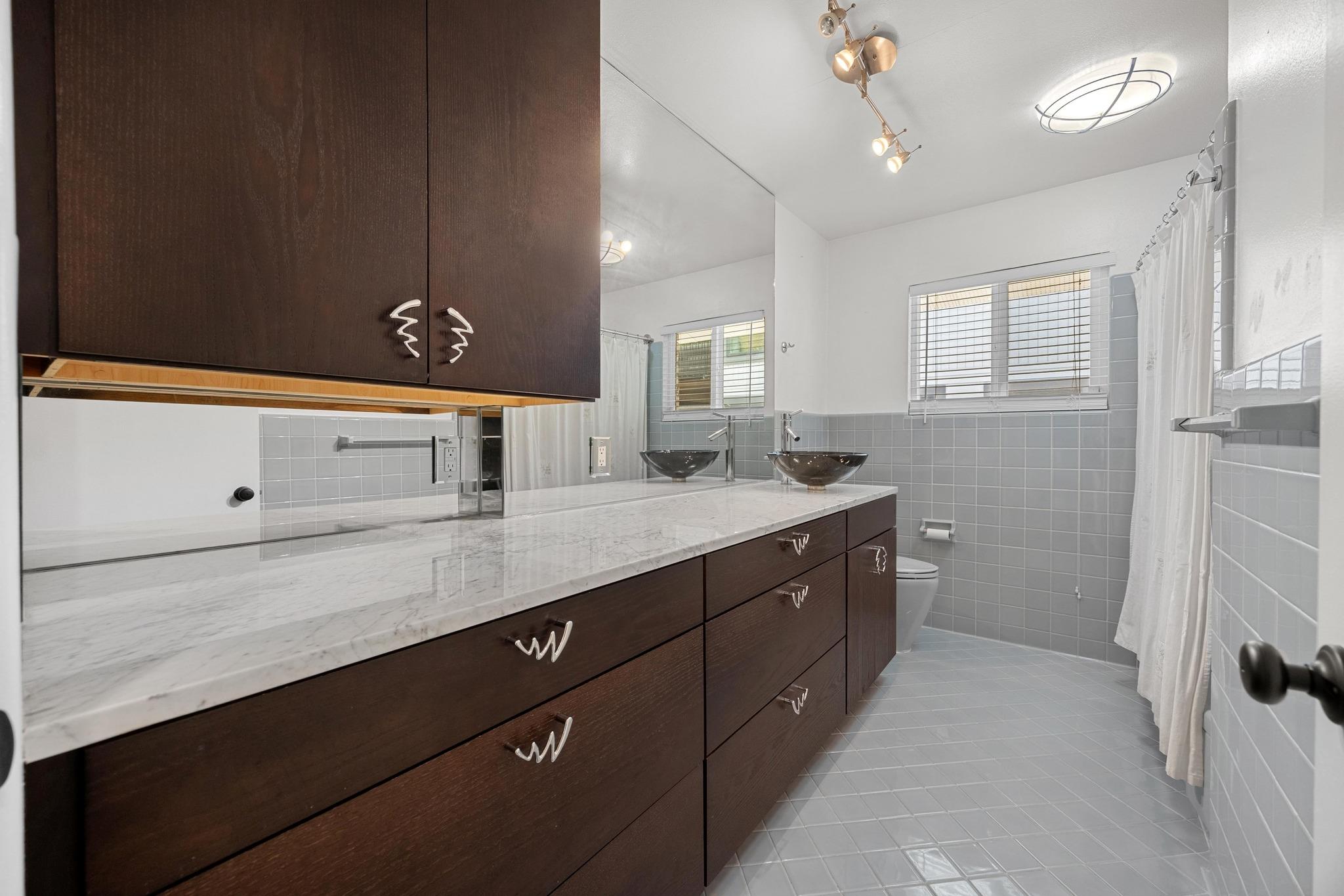 3518 Lakeland Dr, Austin, TX 78731