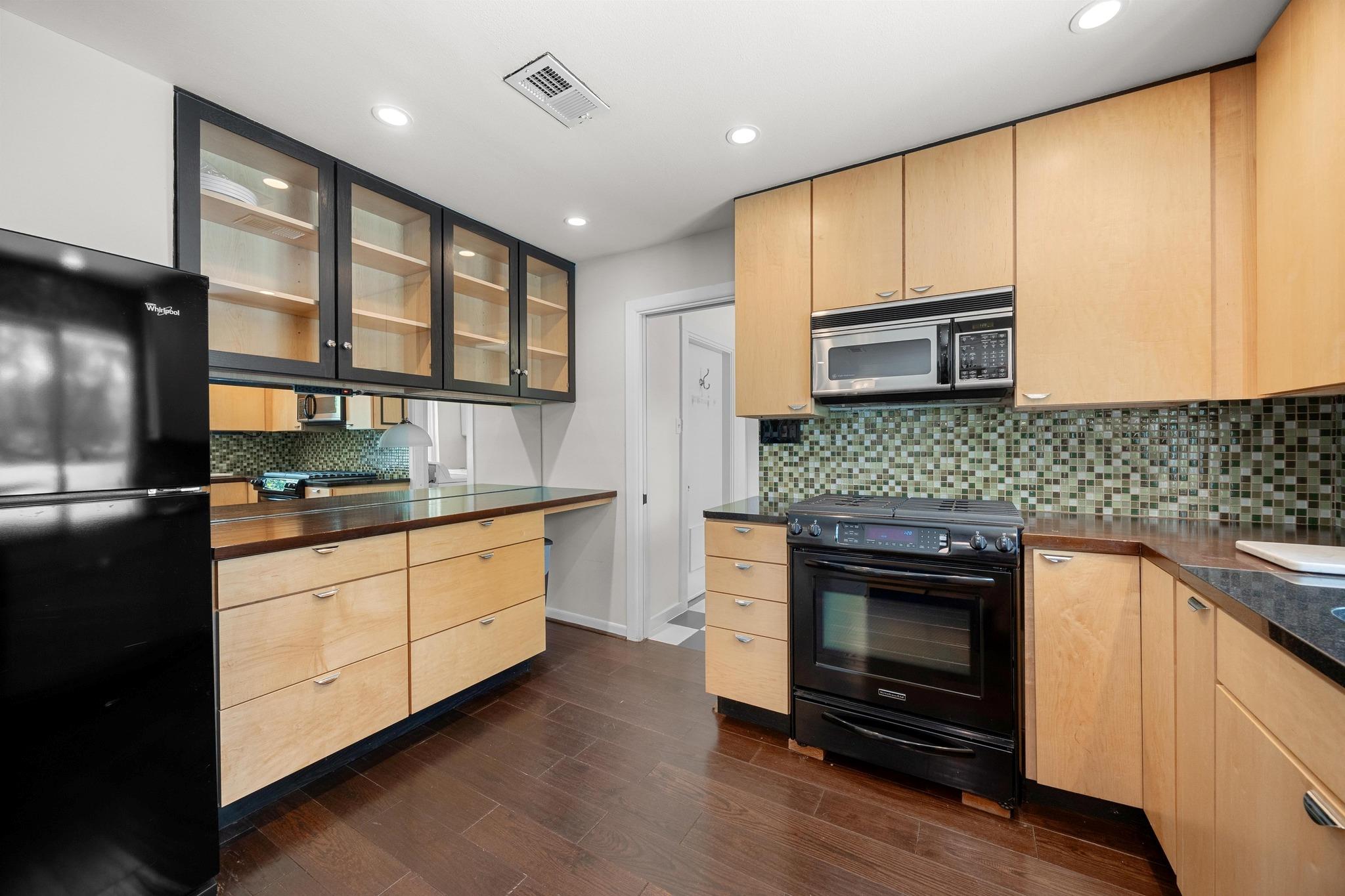 3518 Lakeland Dr, Austin, TX 78731