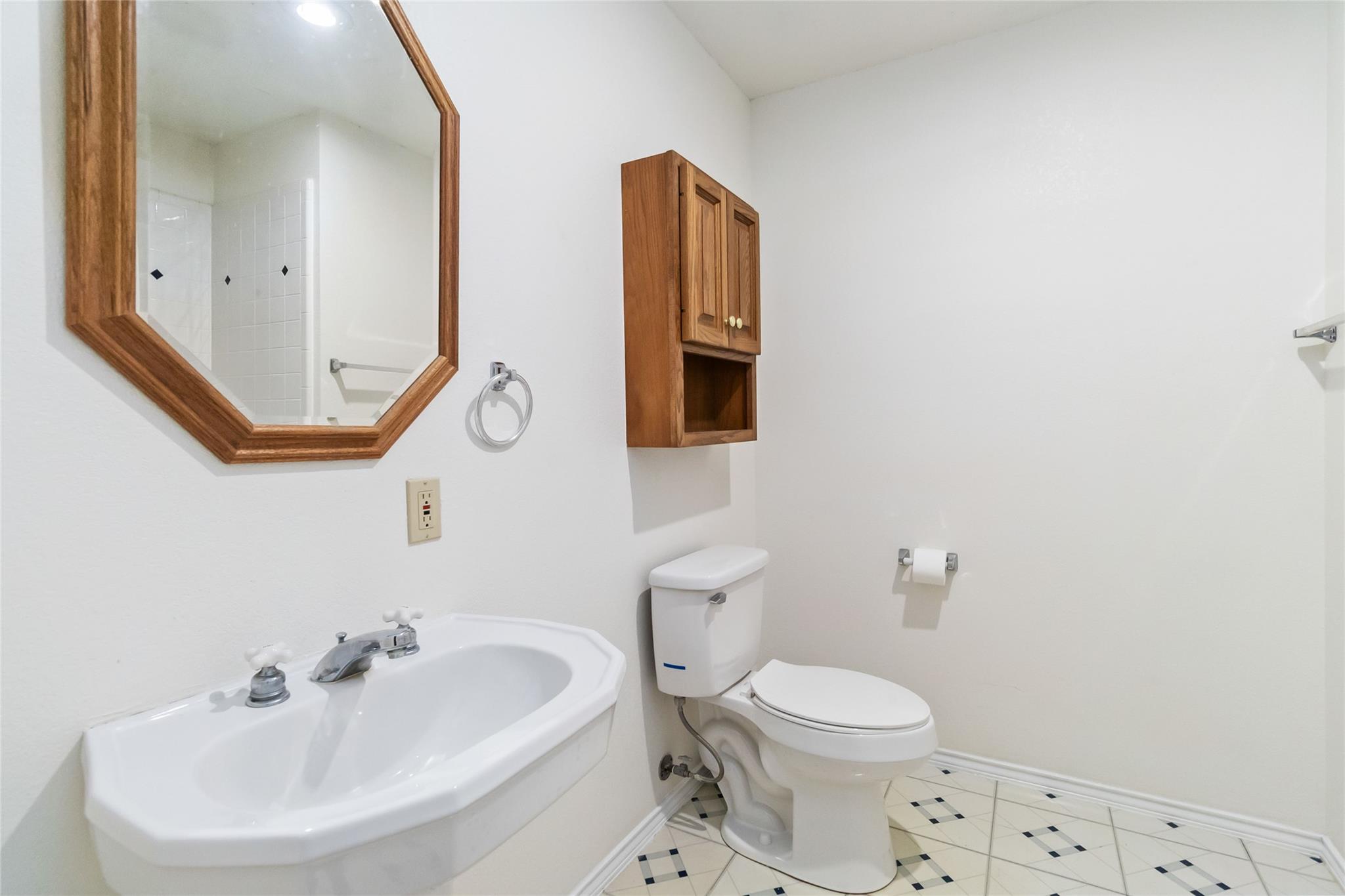 124 Turkey Trail Dr, San Marcos, TX 78666