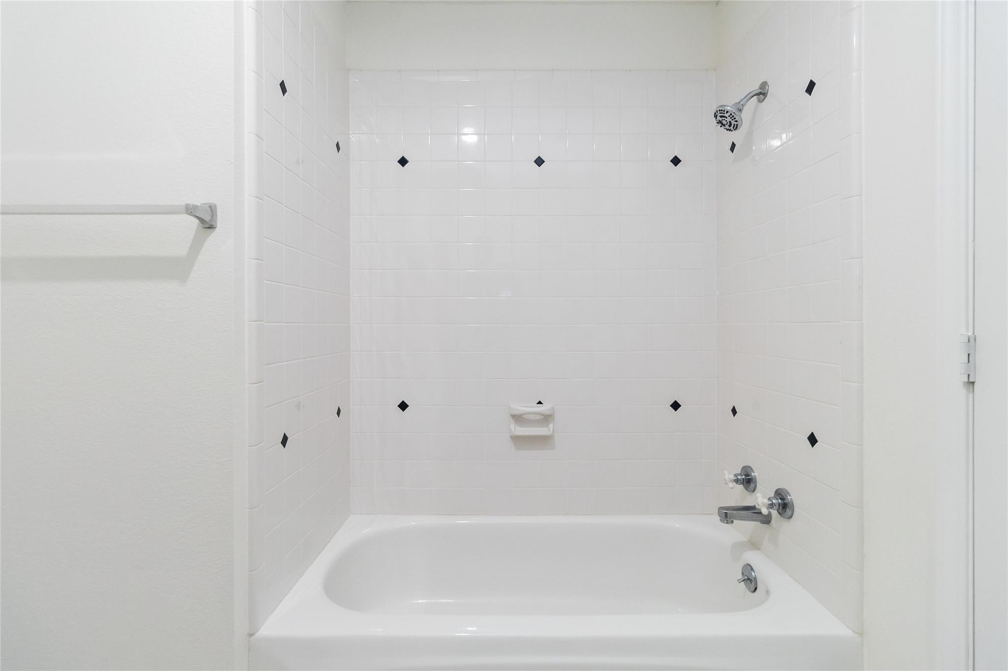 124 Turkey Trail Dr, San Marcos, TX 78666