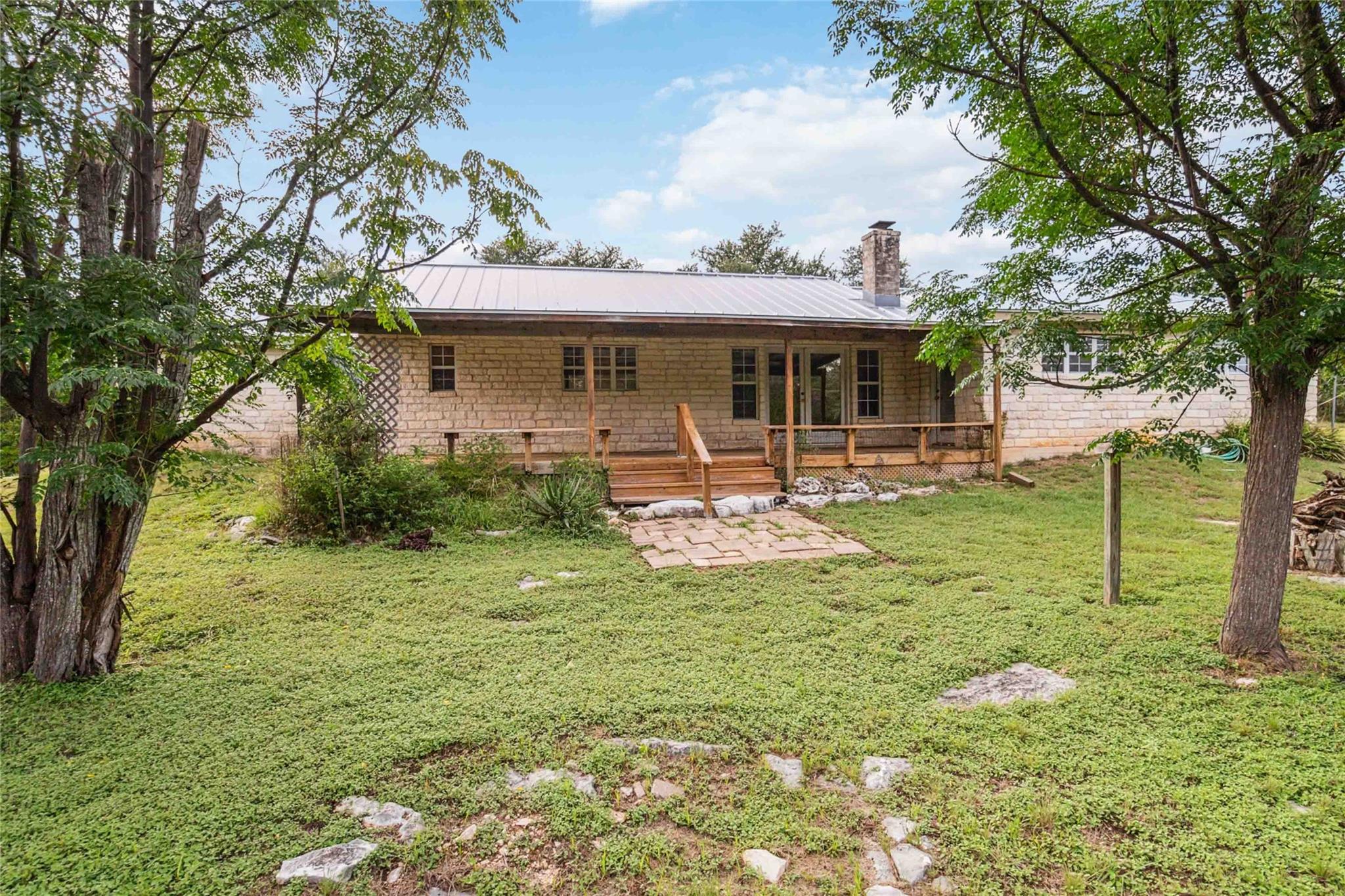 124 Turkey Trail Dr, San Marcos, TX 78666