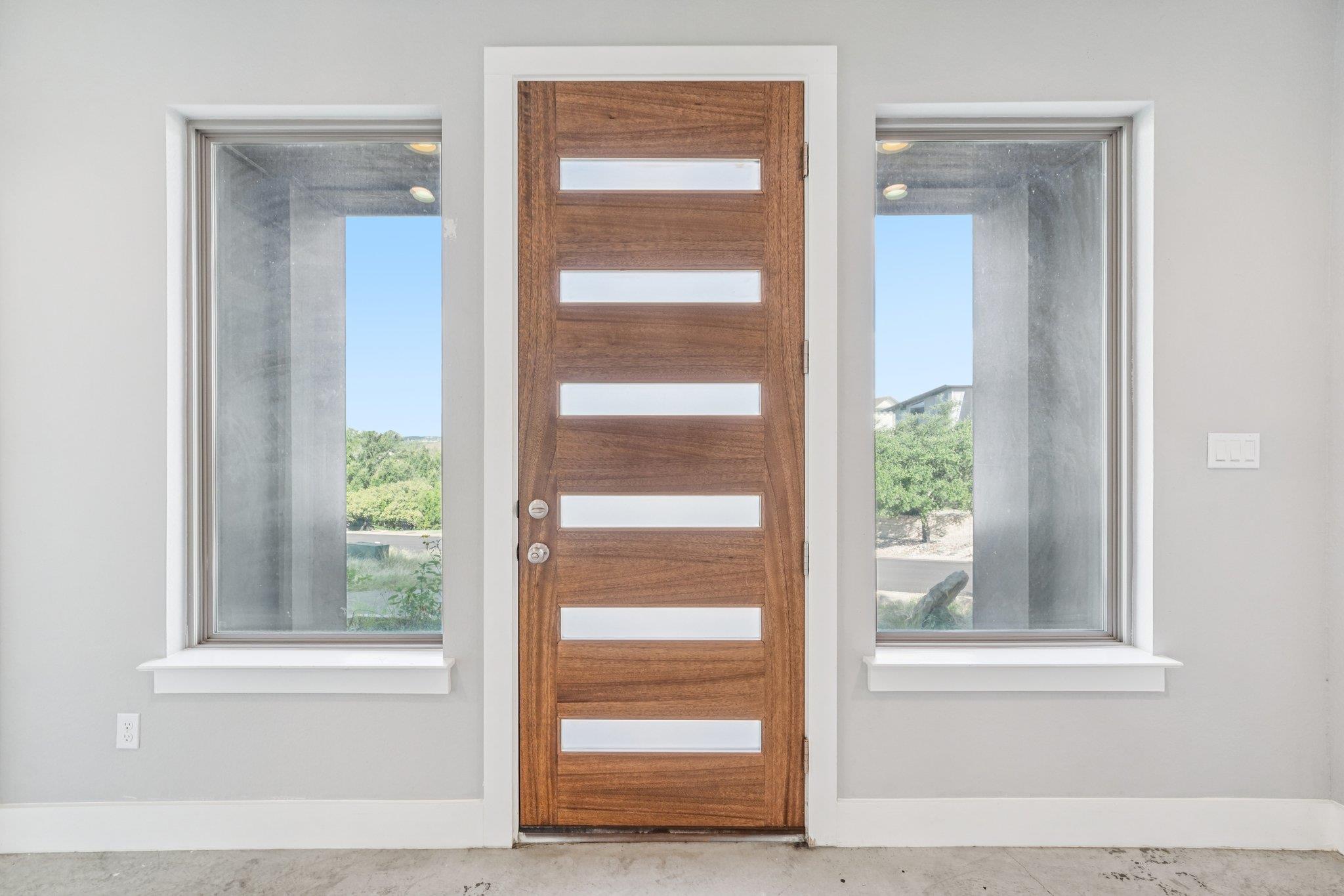 18812 Lakeland Dr, Lago Vista, TX 78645