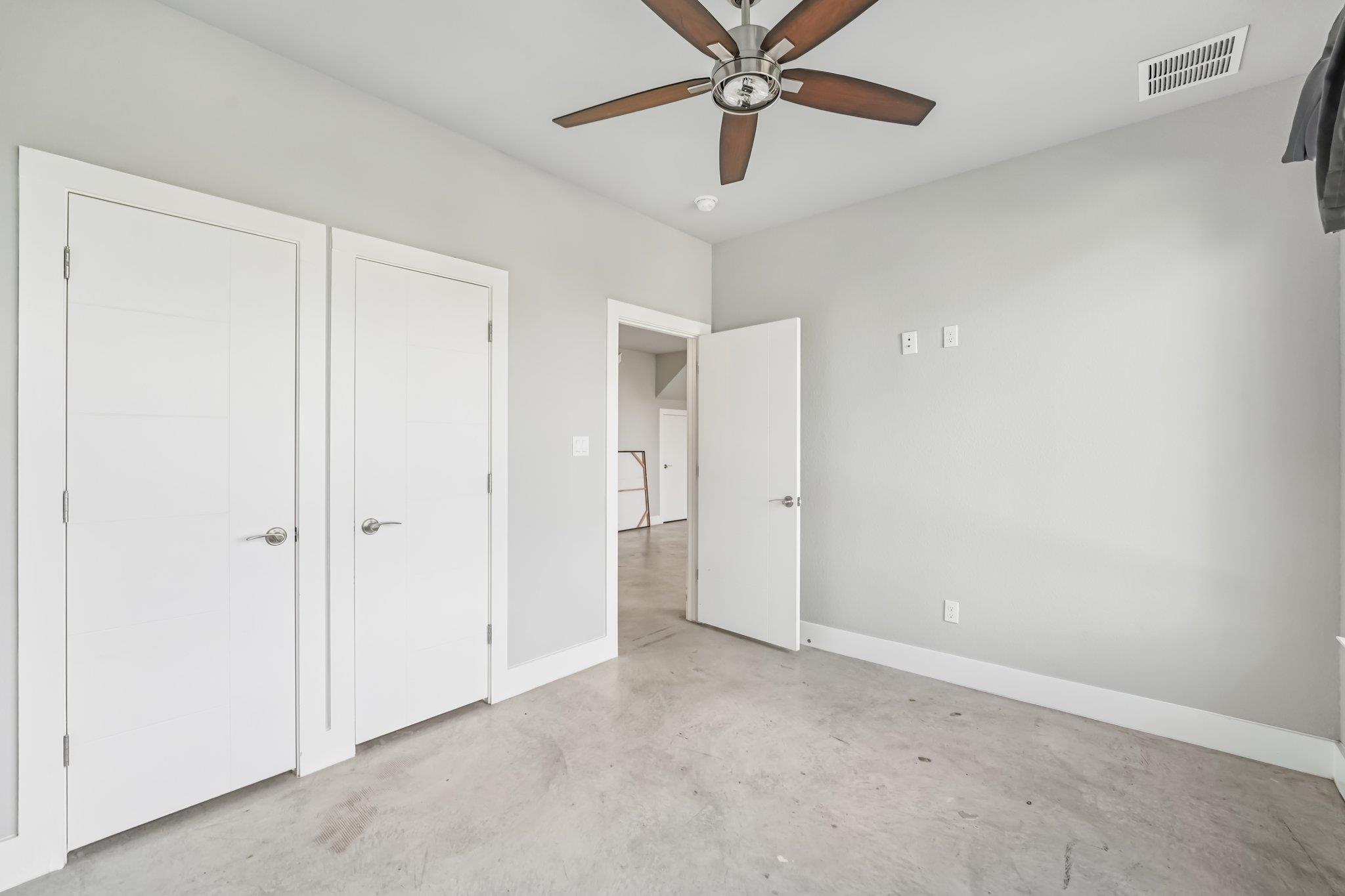 18812 Lakeland Dr, Lago Vista, TX 78645