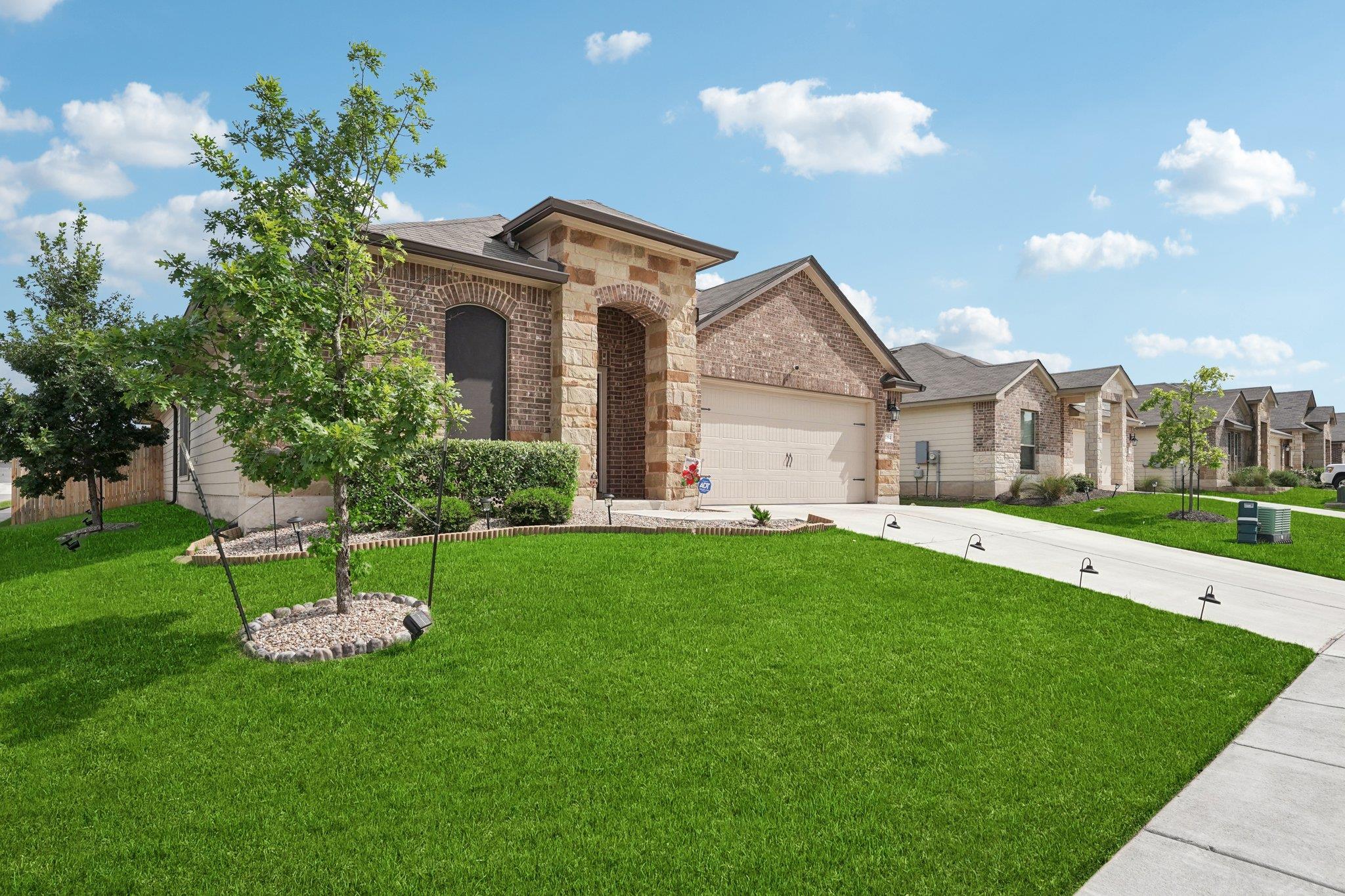 184 Pivot Dr, Taylor, TX 76574