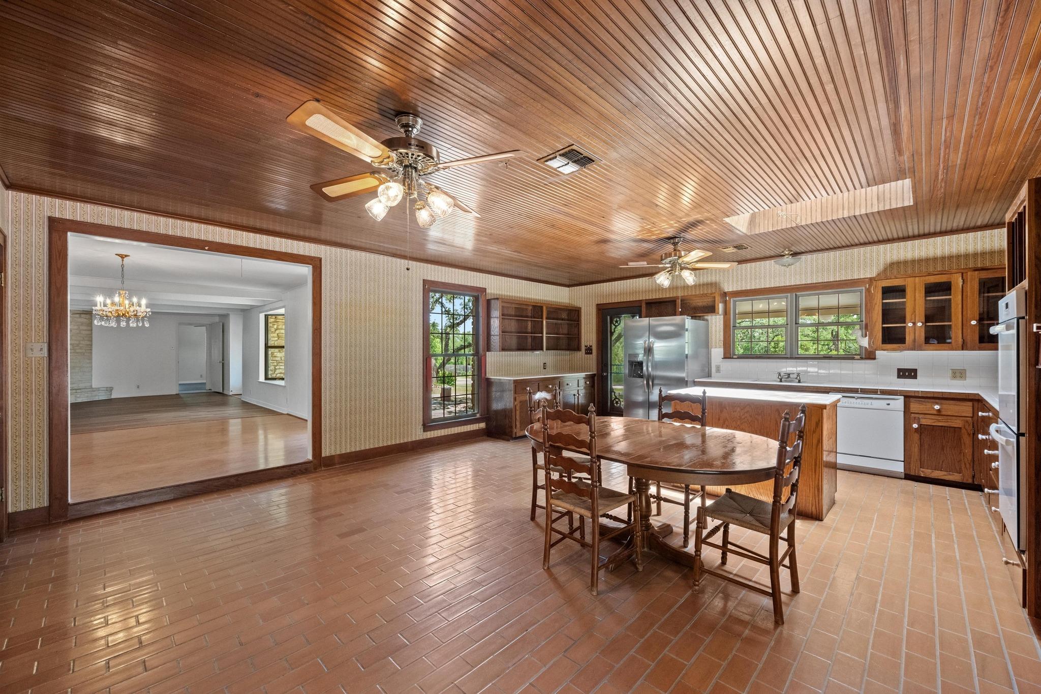 7800 Hudson Loop, Austin, TX 78736