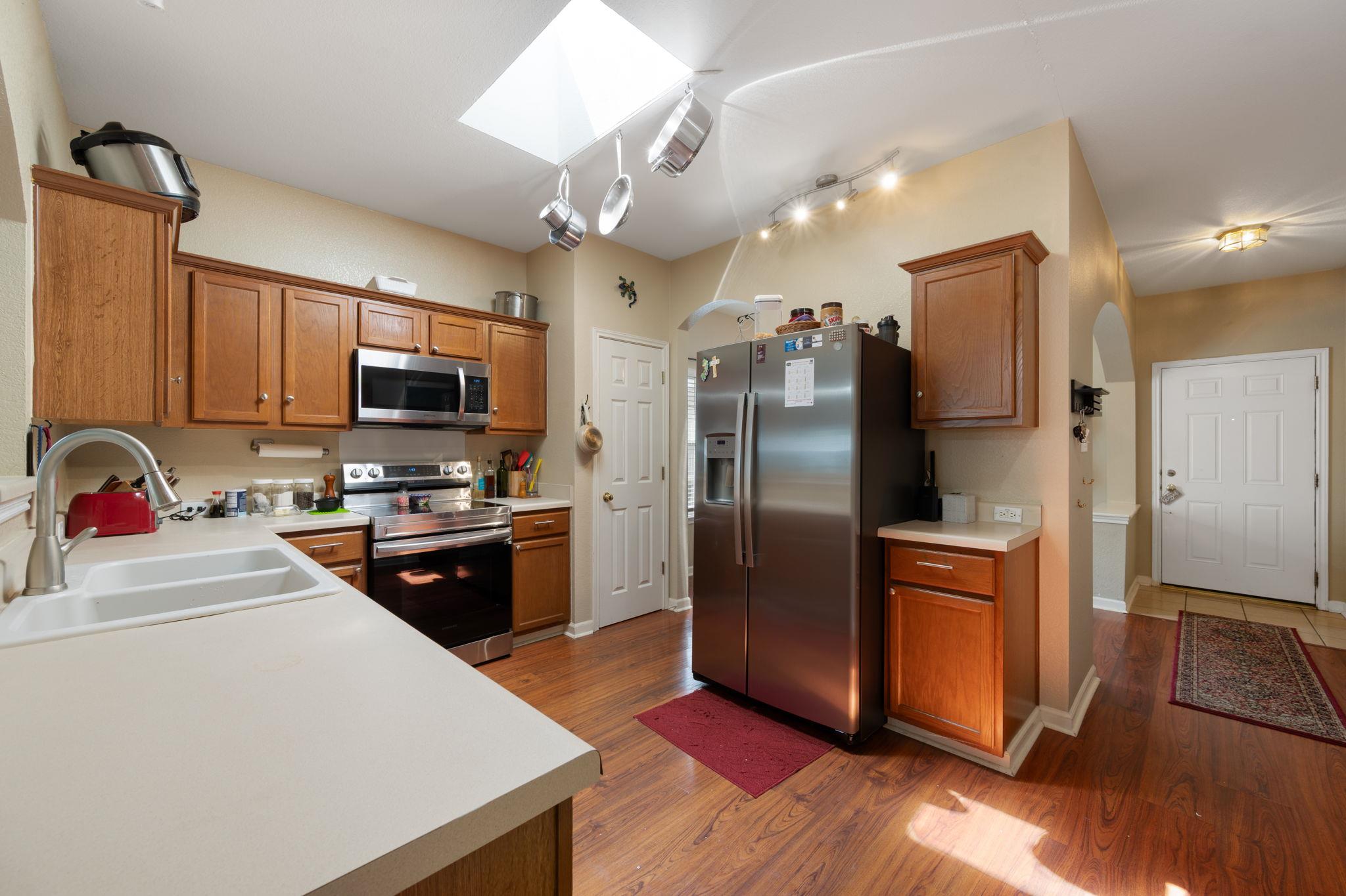 18112 Skysail Dr, Manor, TX 78653