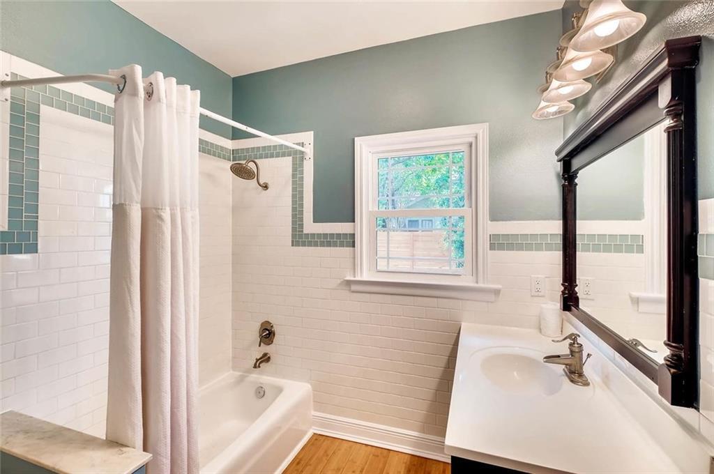 906 E 38 1/2 St, Austin, TX 78751