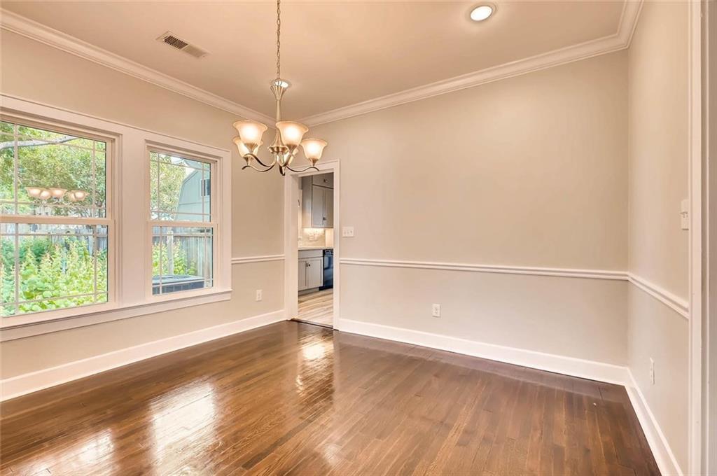 906 E 38 1/2 St, Austin, TX 78751